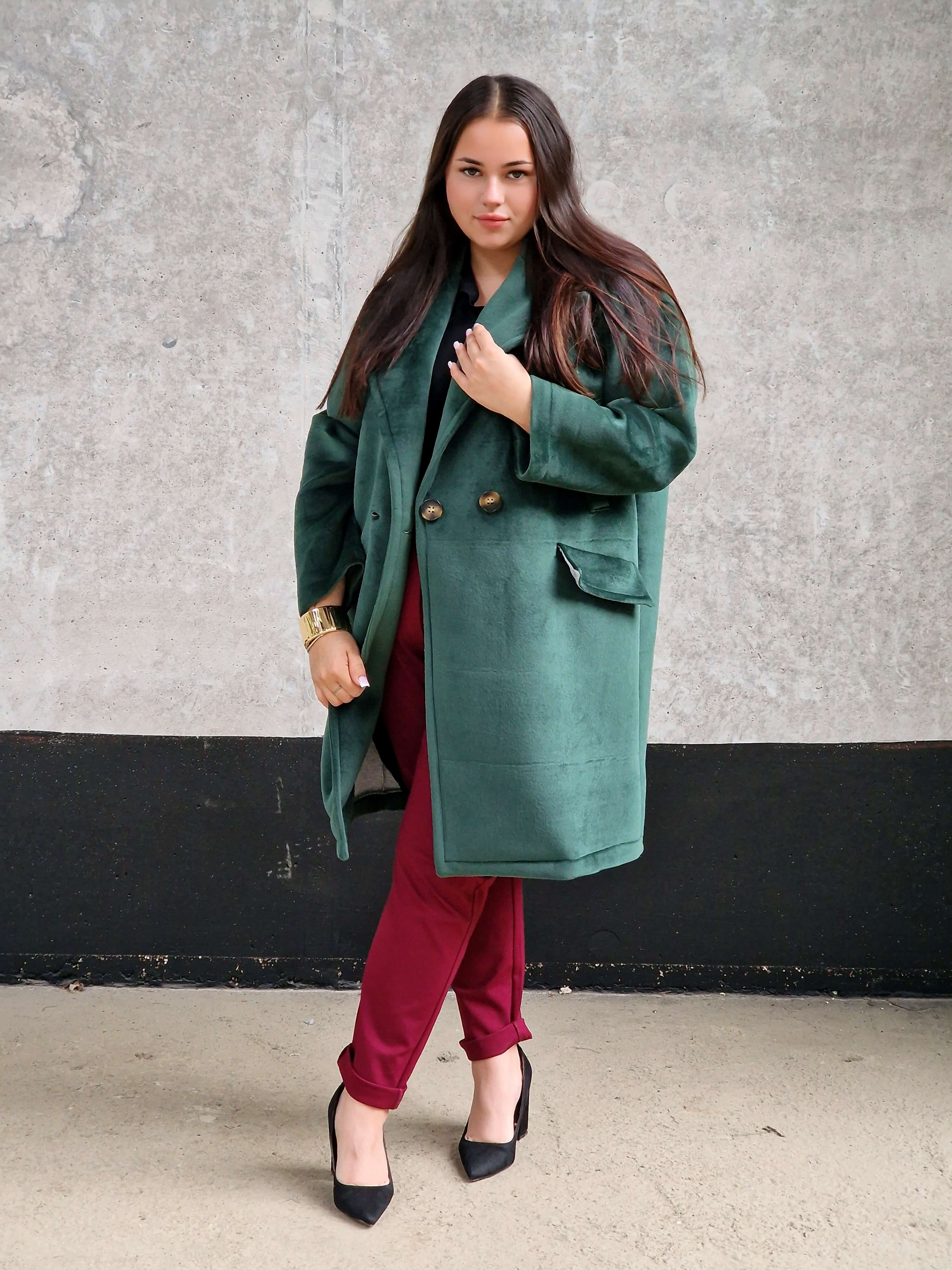 Welurowy płaszcz oversize Stylowa XL