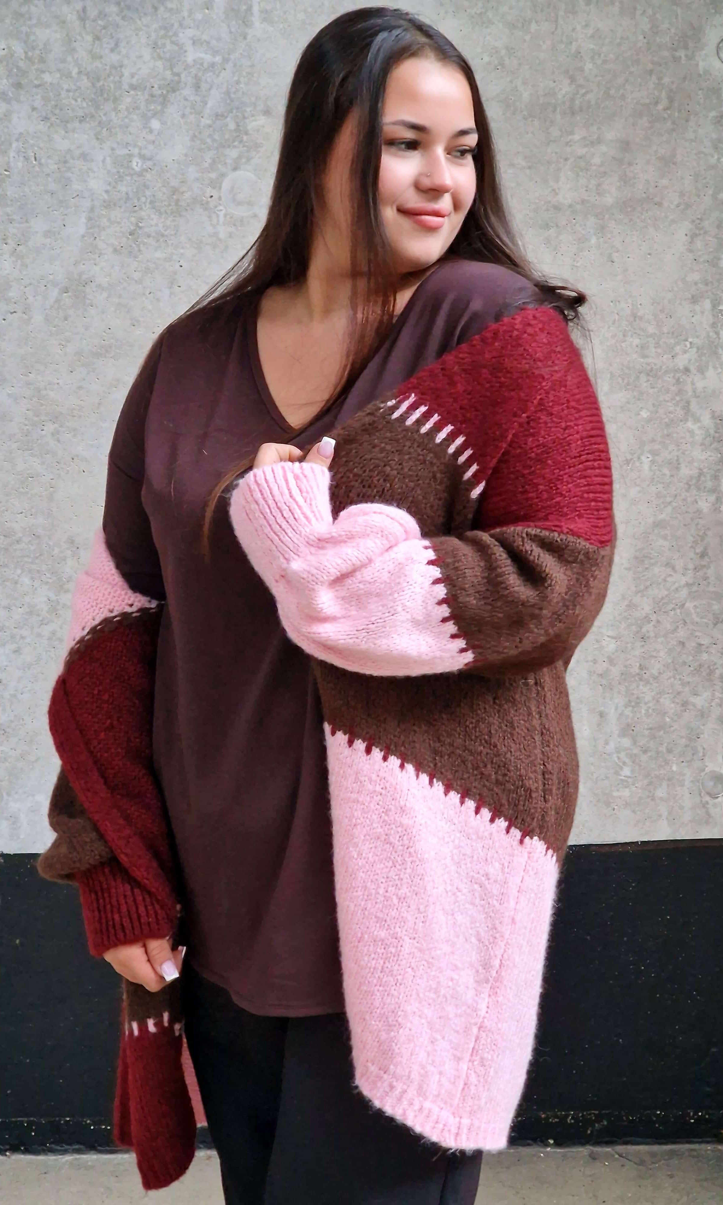 Kardigan oversize w blokowych kolorach Stylowa XL