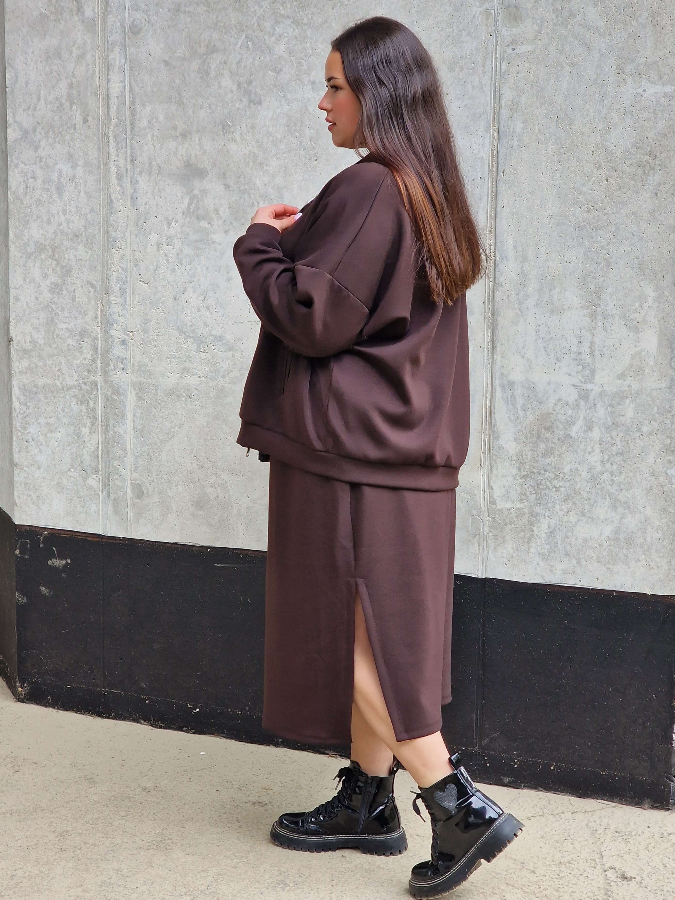 Sportowy komplet w eleganckim wydaniu Stylowa XL