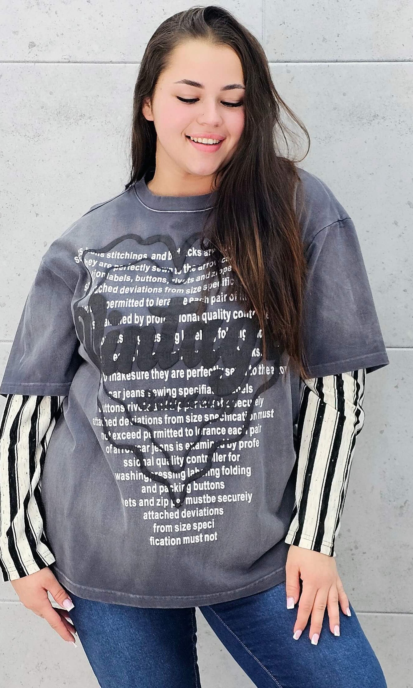 Bluza oversize z nadrukiem i zdobieniami Stylowa XL