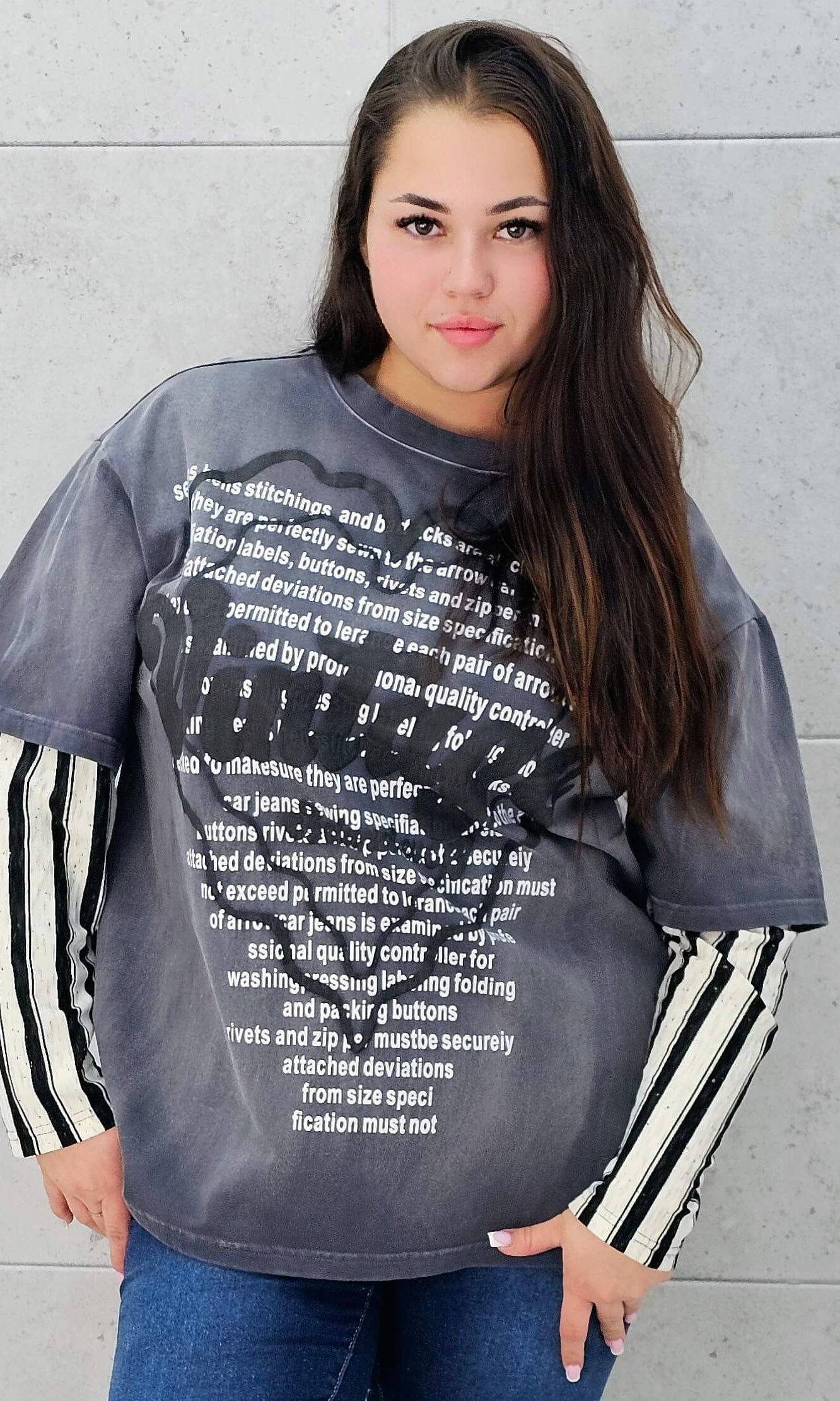 Bluza oversize z nadrukiem i zdobieniami Stylowa XL