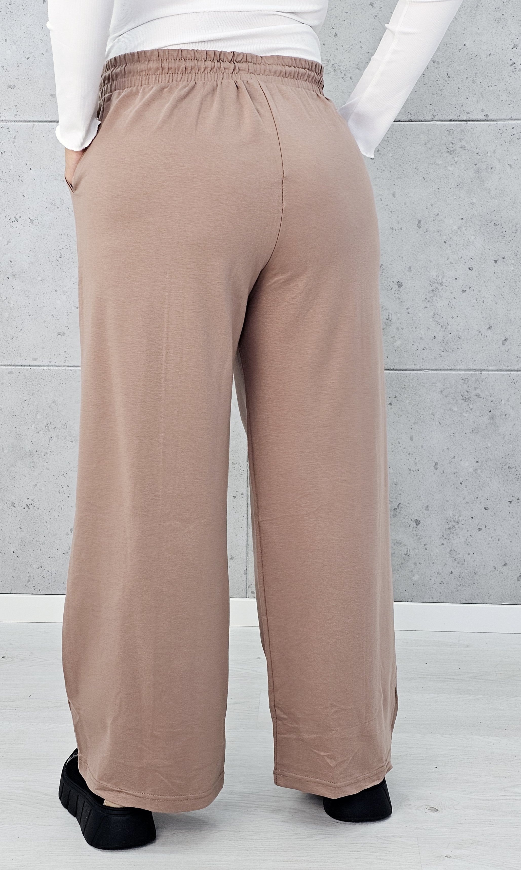 Bawełniane spodnie wide leg Stylowa XL