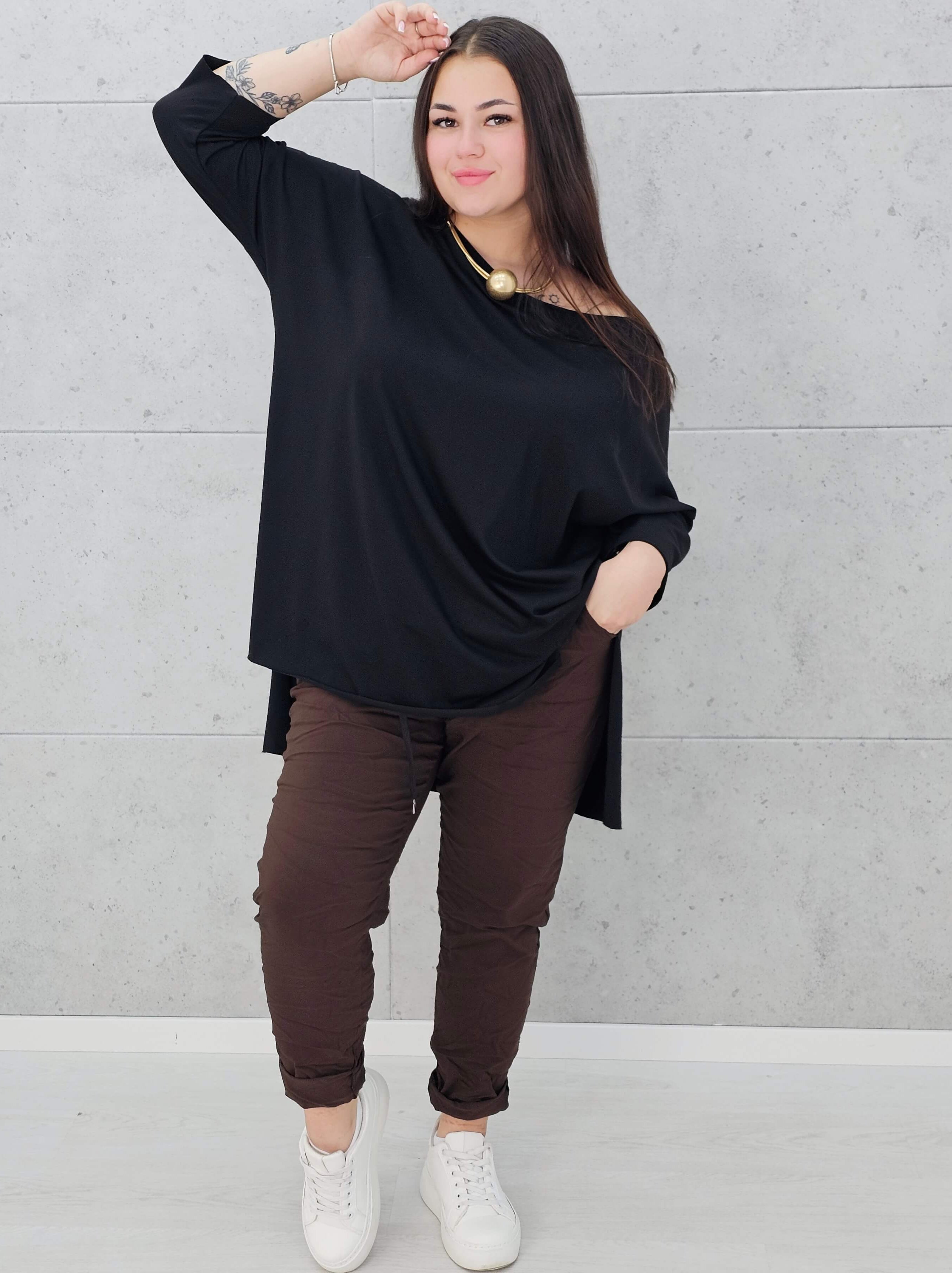 Bluzka oversize plus size – klasyka, wygoda i styl dla każdej kobiety Stylowa XL