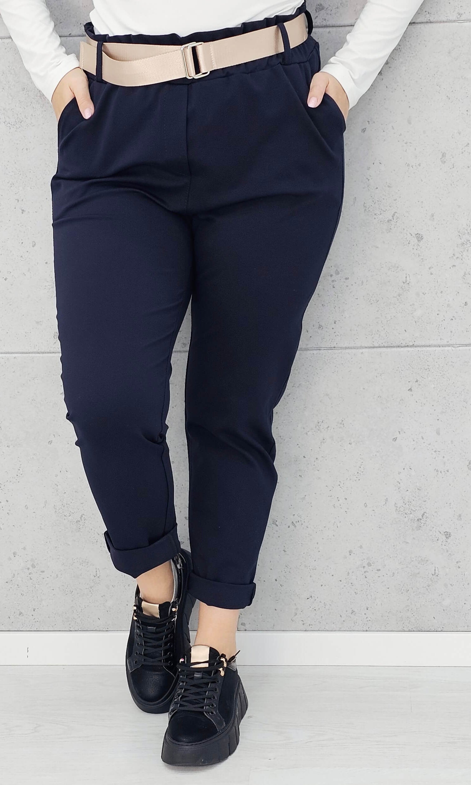 Spodnie z paskiem Stylowa XL