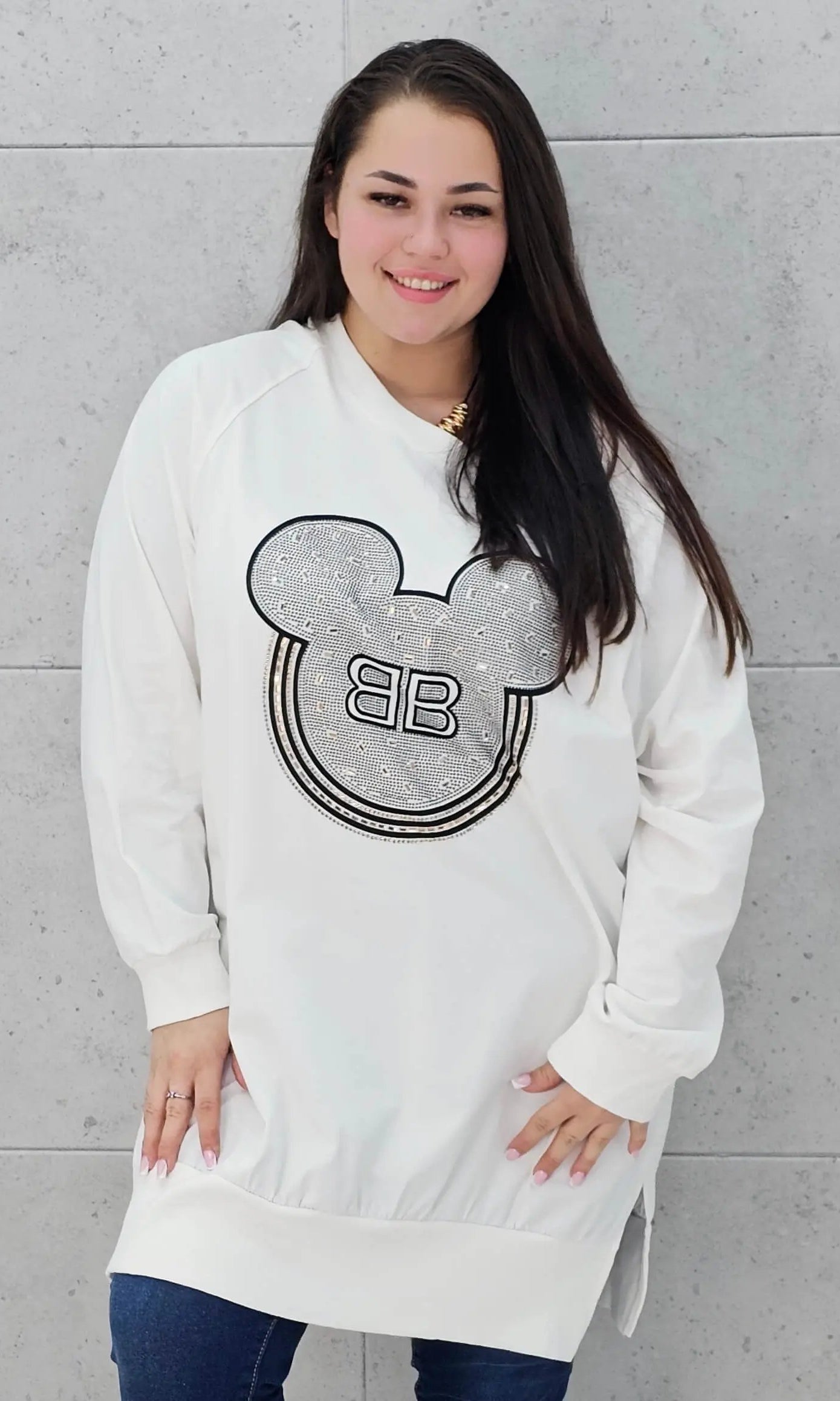 Bluza plus size z aplikacją BB – komfort i styl w rozmiarze XXL Stylowa XL