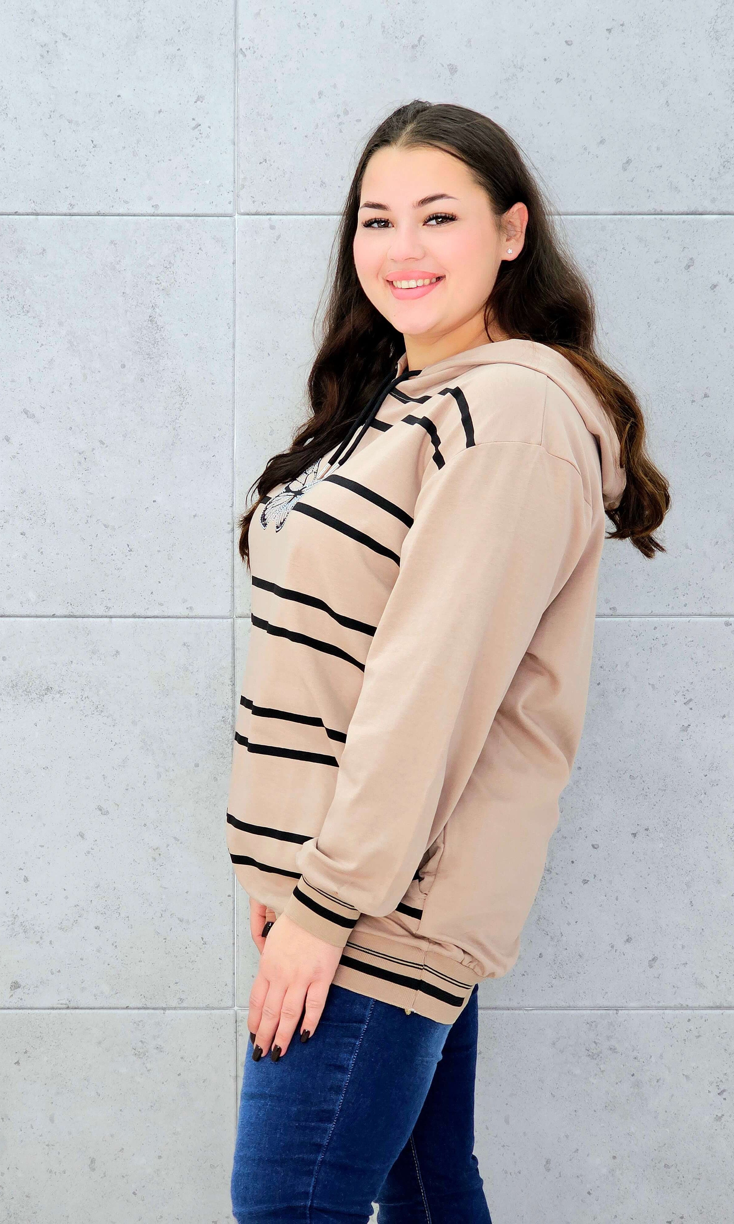 Bluza z kapturem i motywem motyla Stylowa XL