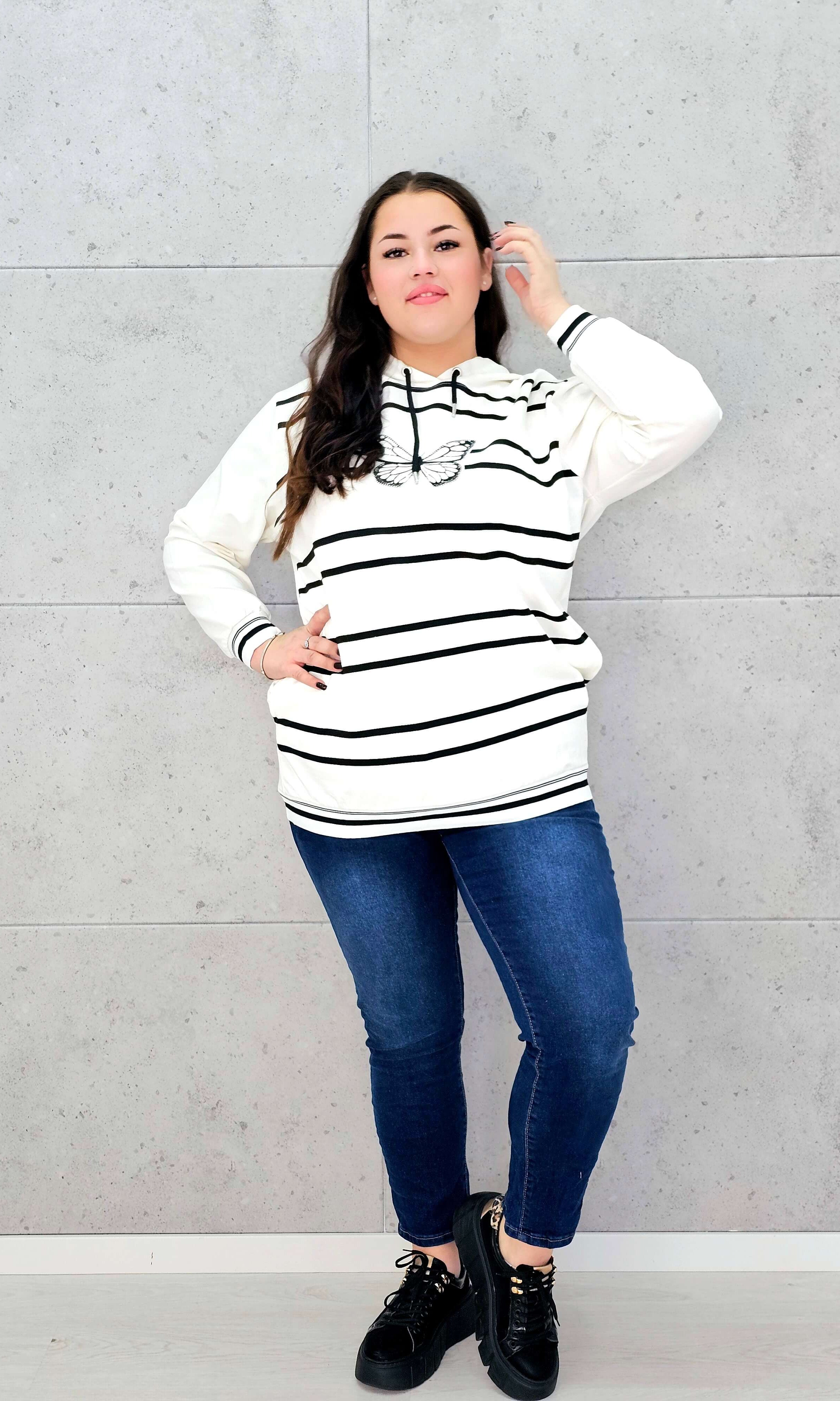 Bluza z kapturem i motywem motyla Stylowa XL