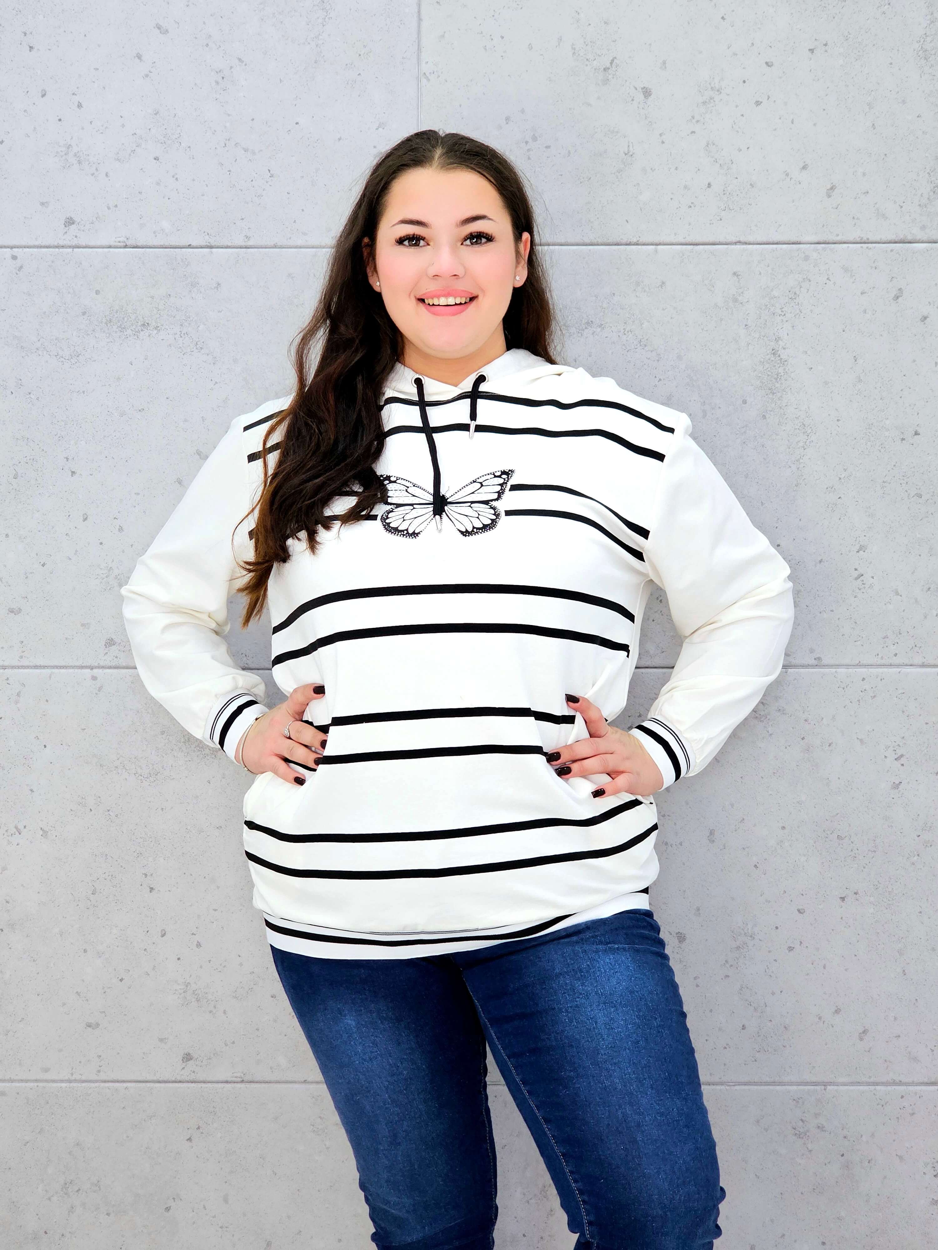 Bluza z kapturem i motywem motyla Stylowa XL