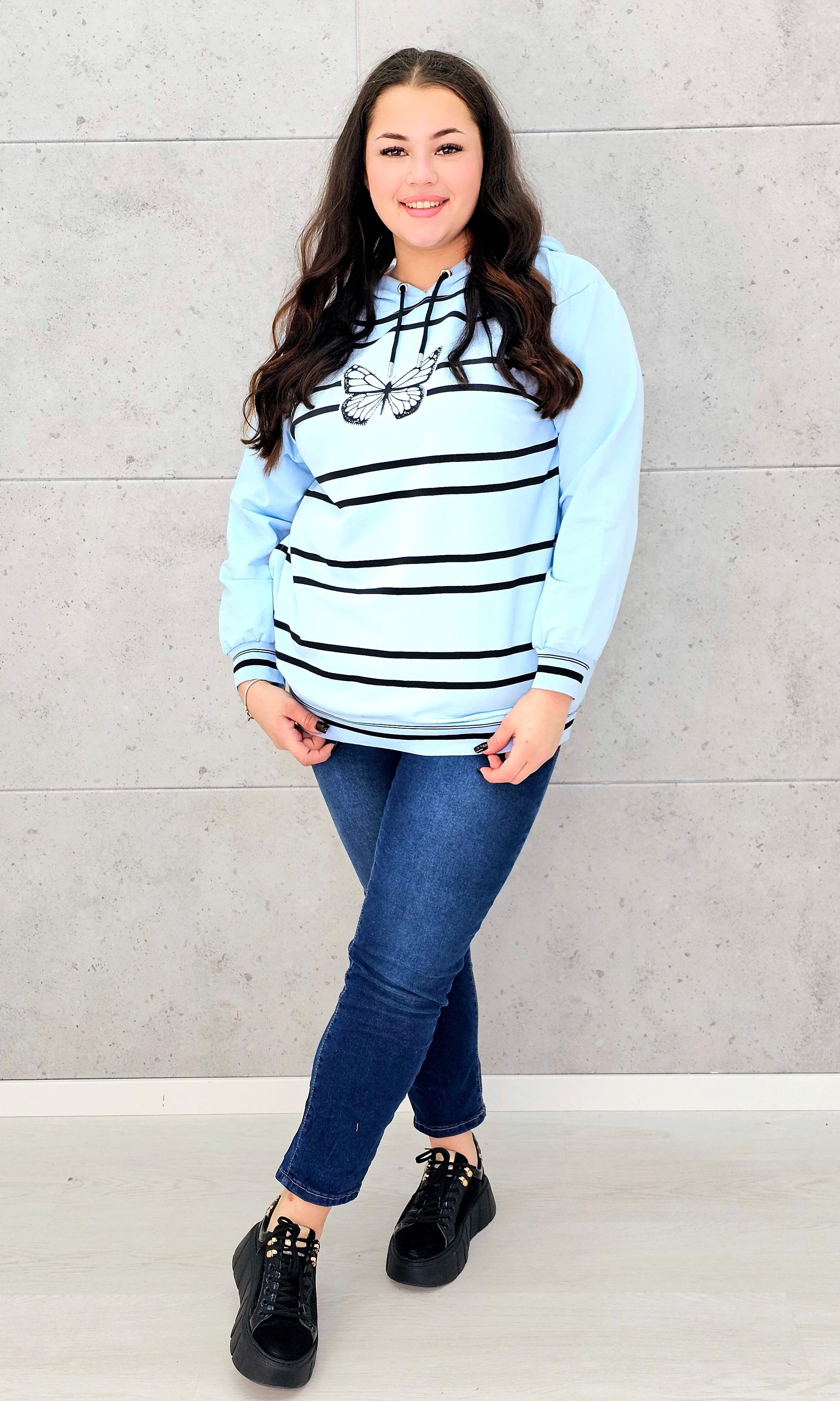 Bluza z kapturem i motywem motyla Stylowa XL