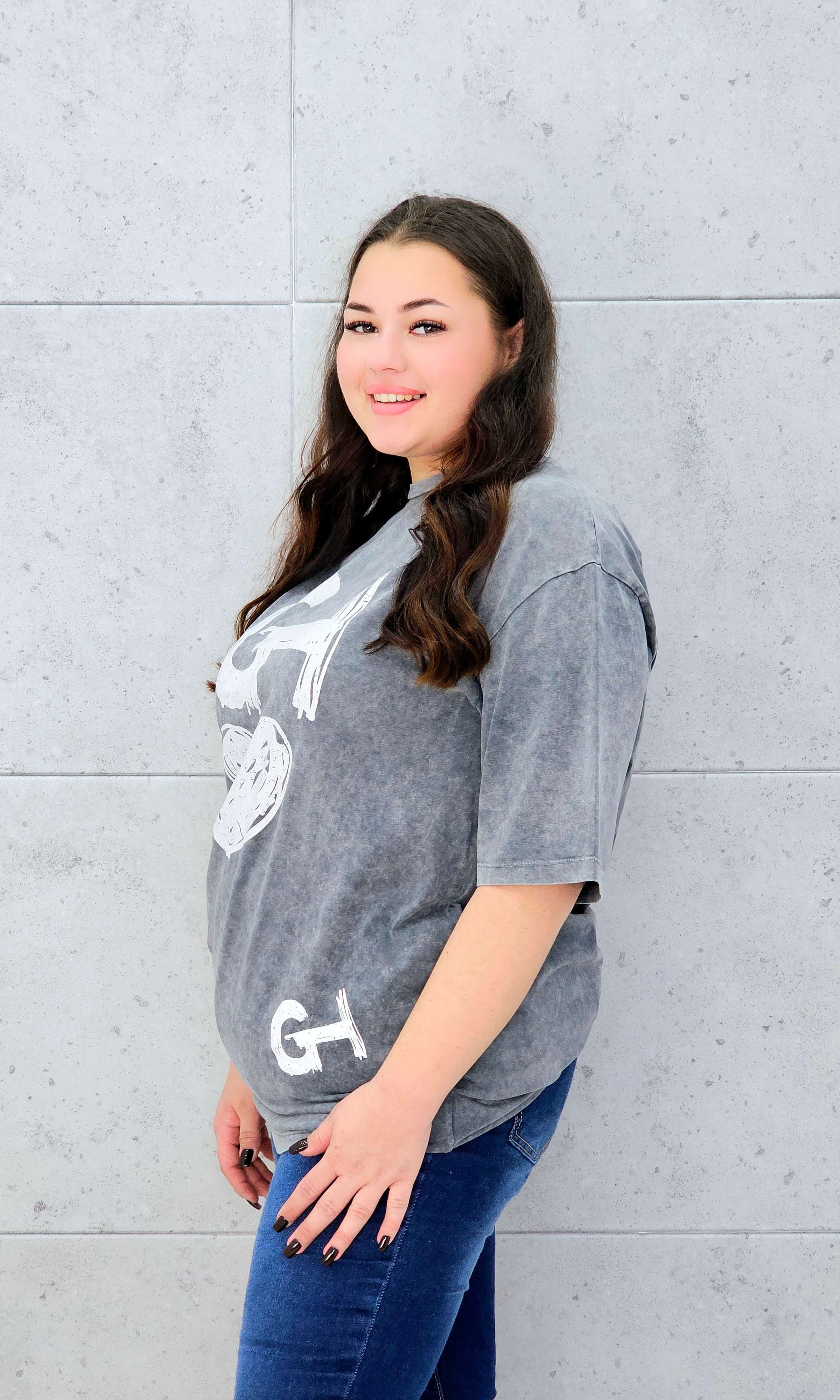 Wyjątkowa Bluzka z Artystycznym Nadrukiem - w 4 kolorach Stylowa XL