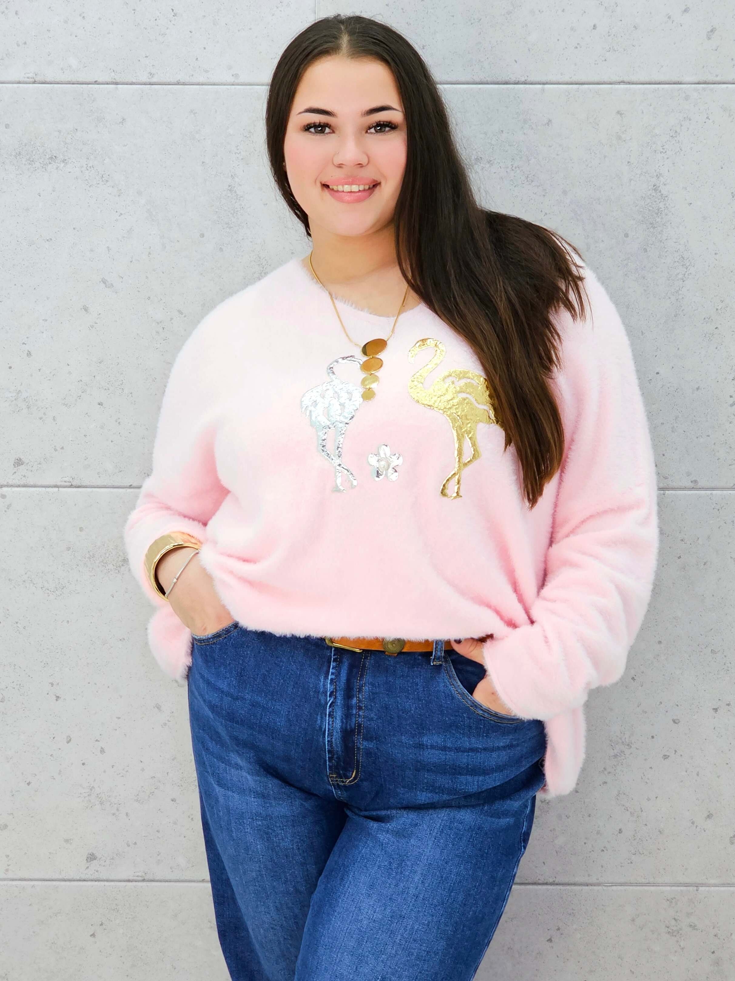 Sweter z flamingami  Livans – miękki puszek plus size Stylowa XL