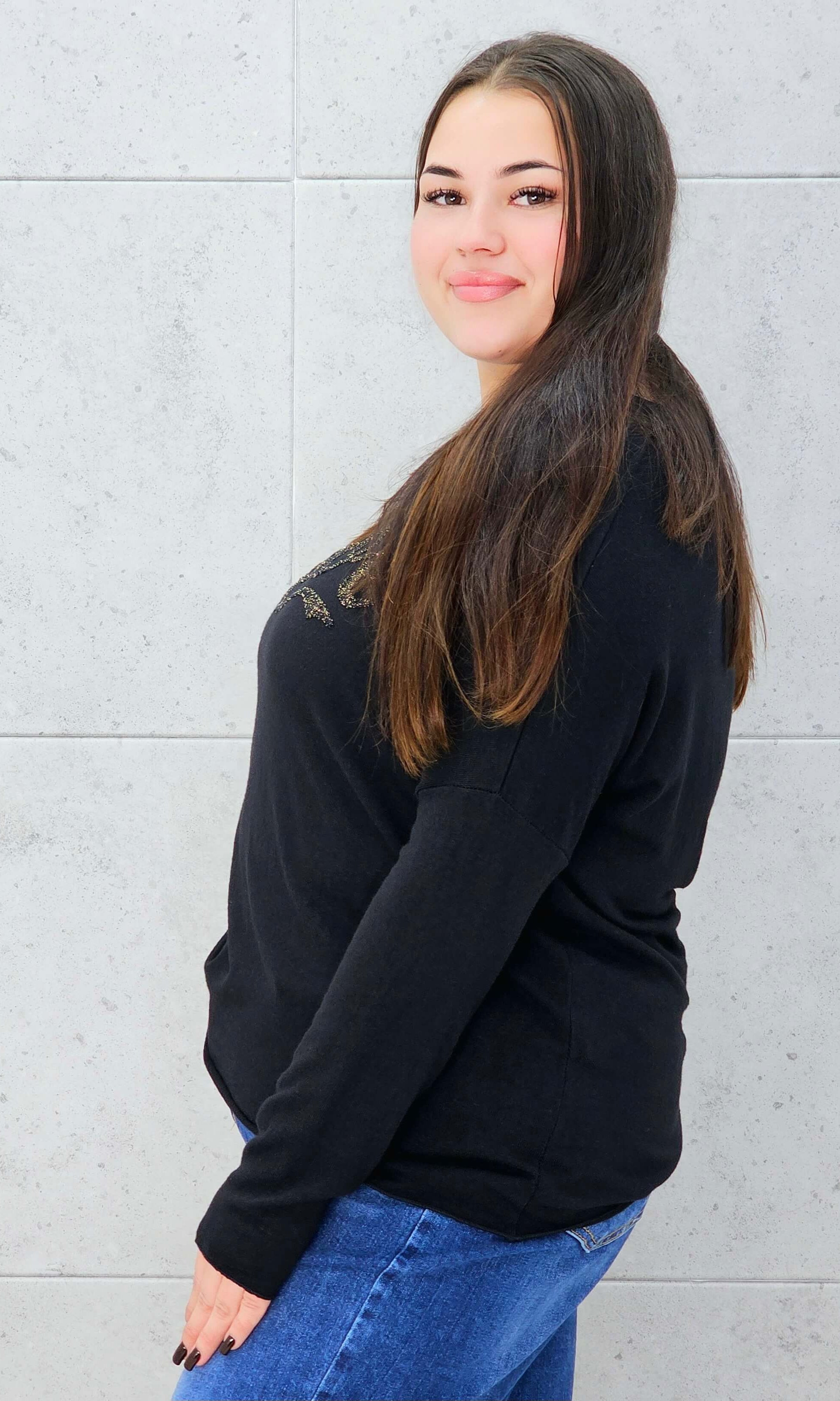 Sweter z Dekoltem w Serek i Napisem "Love" Stylowa XL