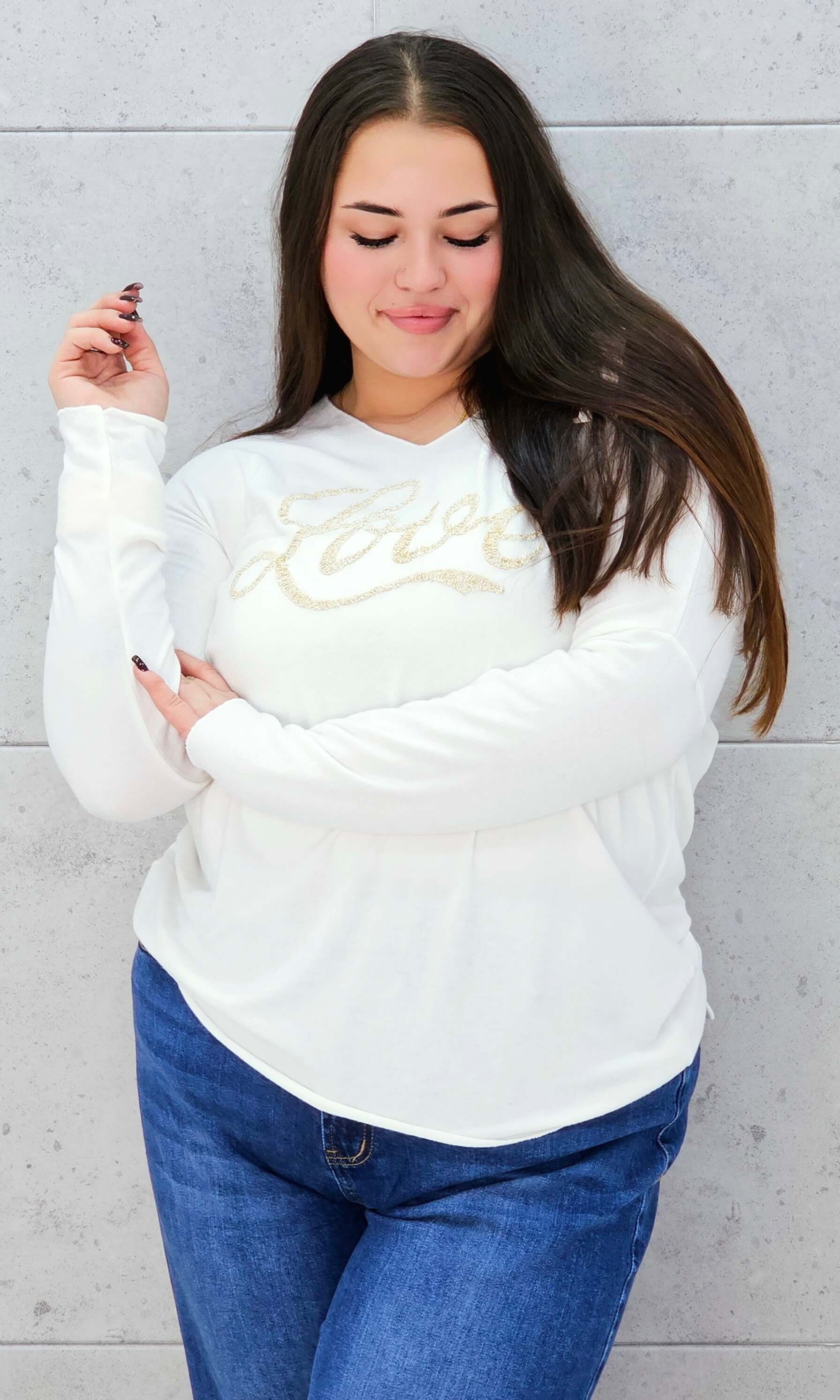 Sweter z Dekoltem w Serek i Napisem "Love" Stylowa XL