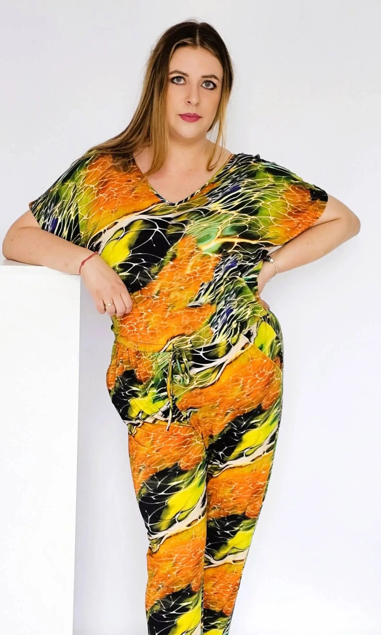 Abstrakcyjny Kombinezon Stylowa XL