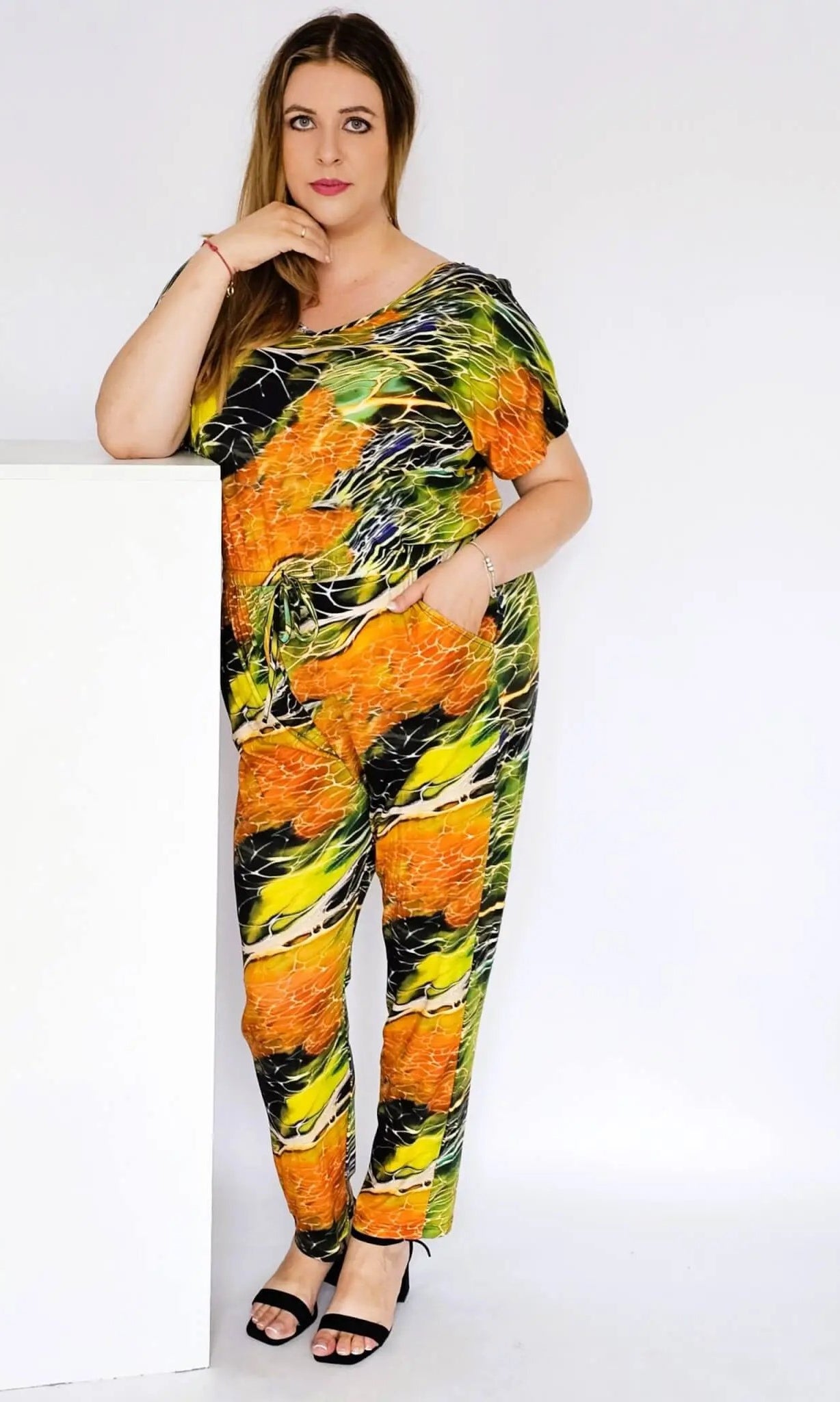 Abstrakcyjny Kombinezon Stylowa XL