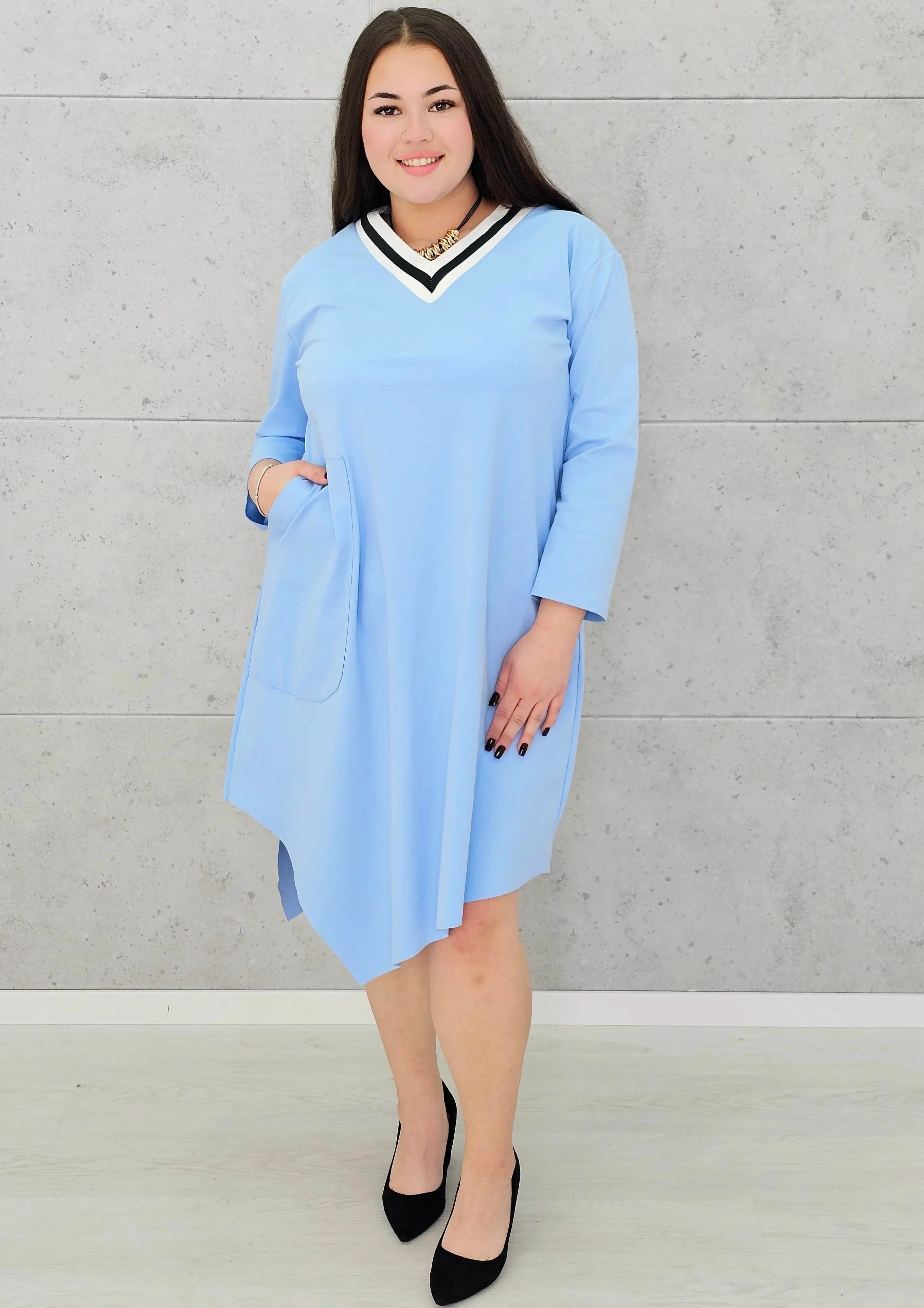 Asymetryczna sukienka z dekoltem V moda dla kobiet plus size Stylowa XL