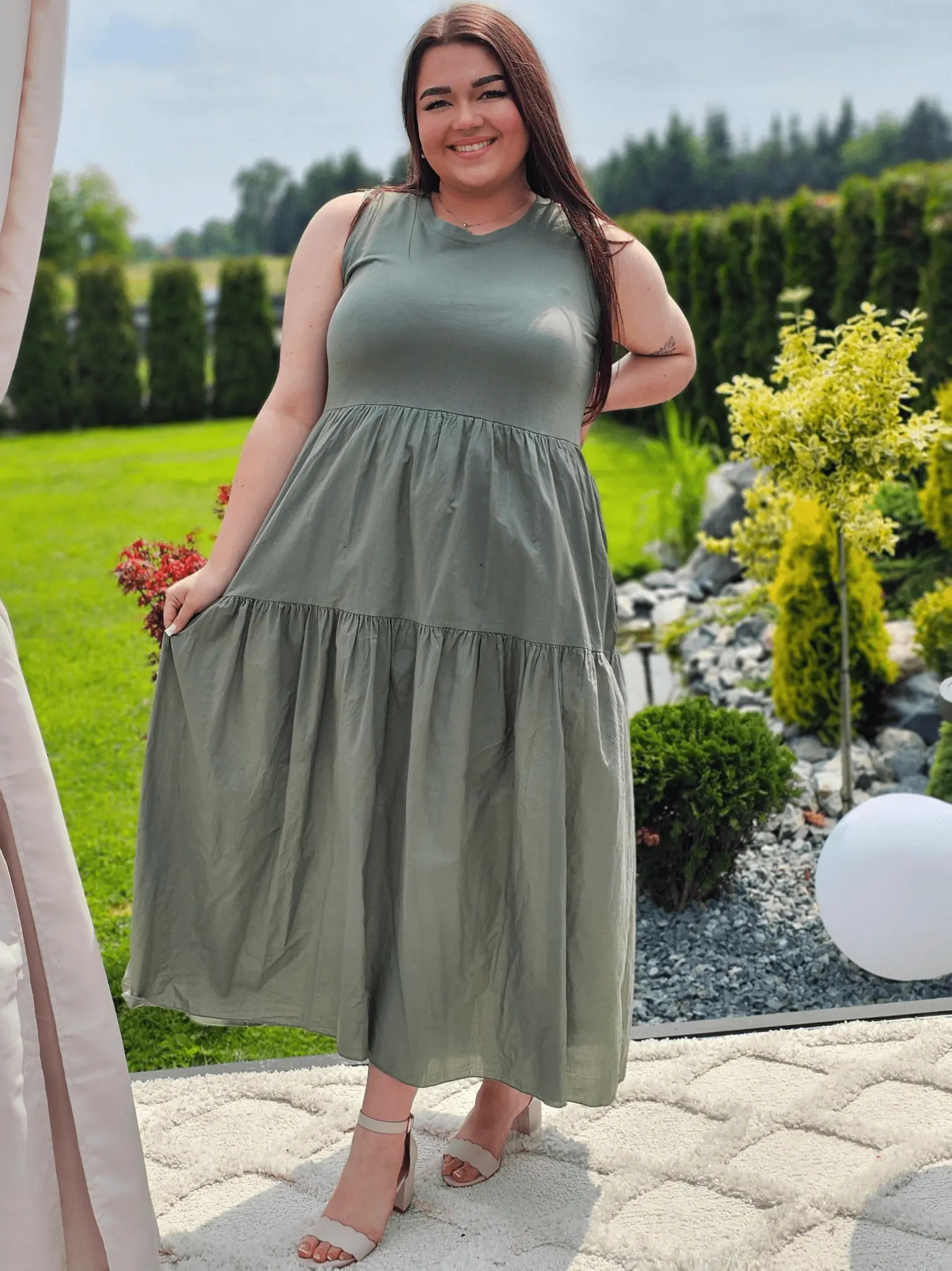 Bawełniana sukienka maxi bez rękawów Stylowa XL