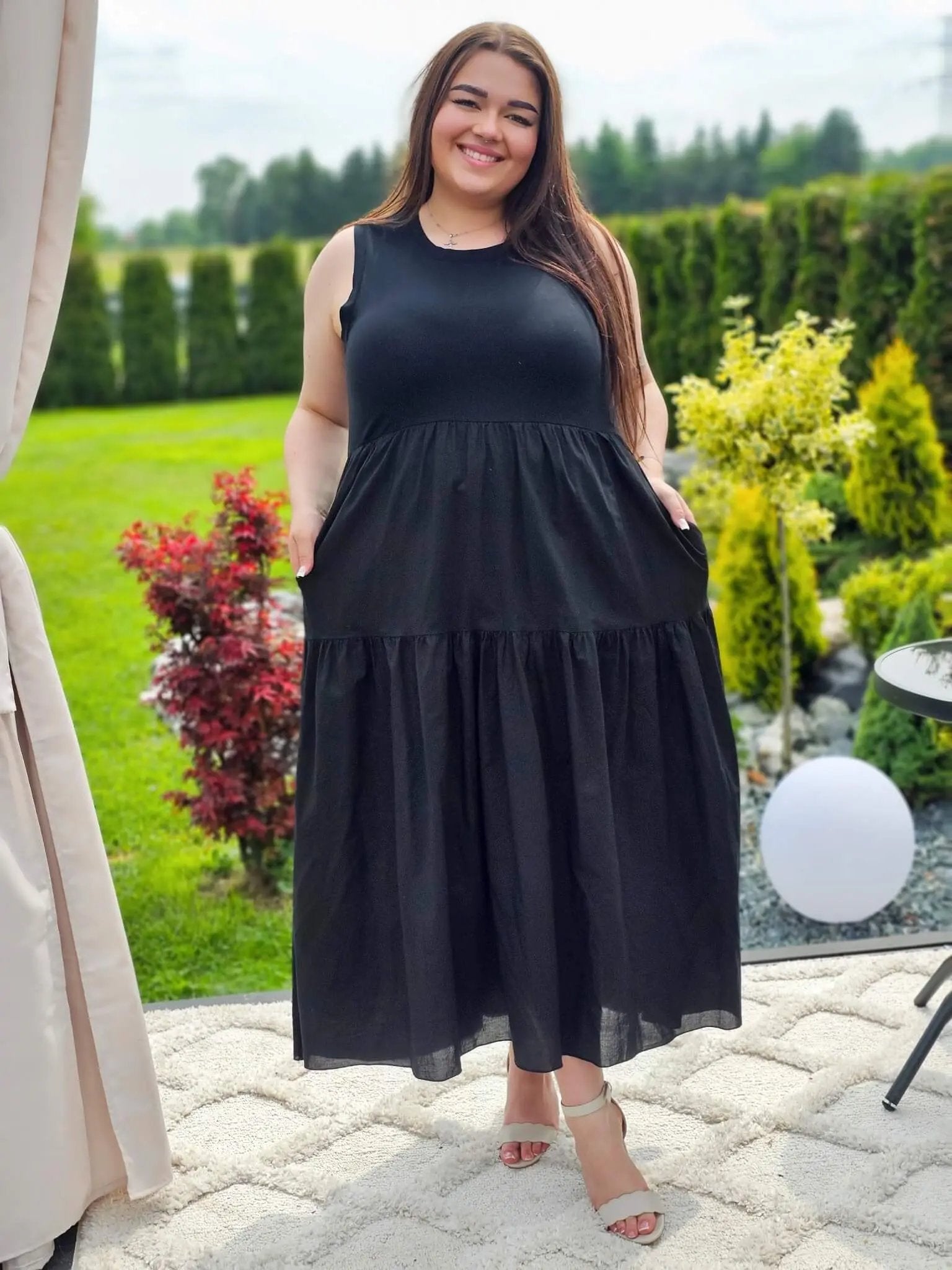 Bawełniana sukienka maxi bez rękawów Stylowa XL