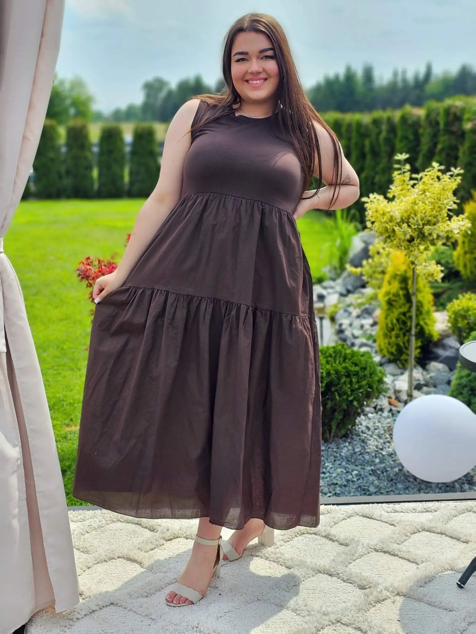 Bawełniana sukienka maxi bez rękawów Stylowa XL