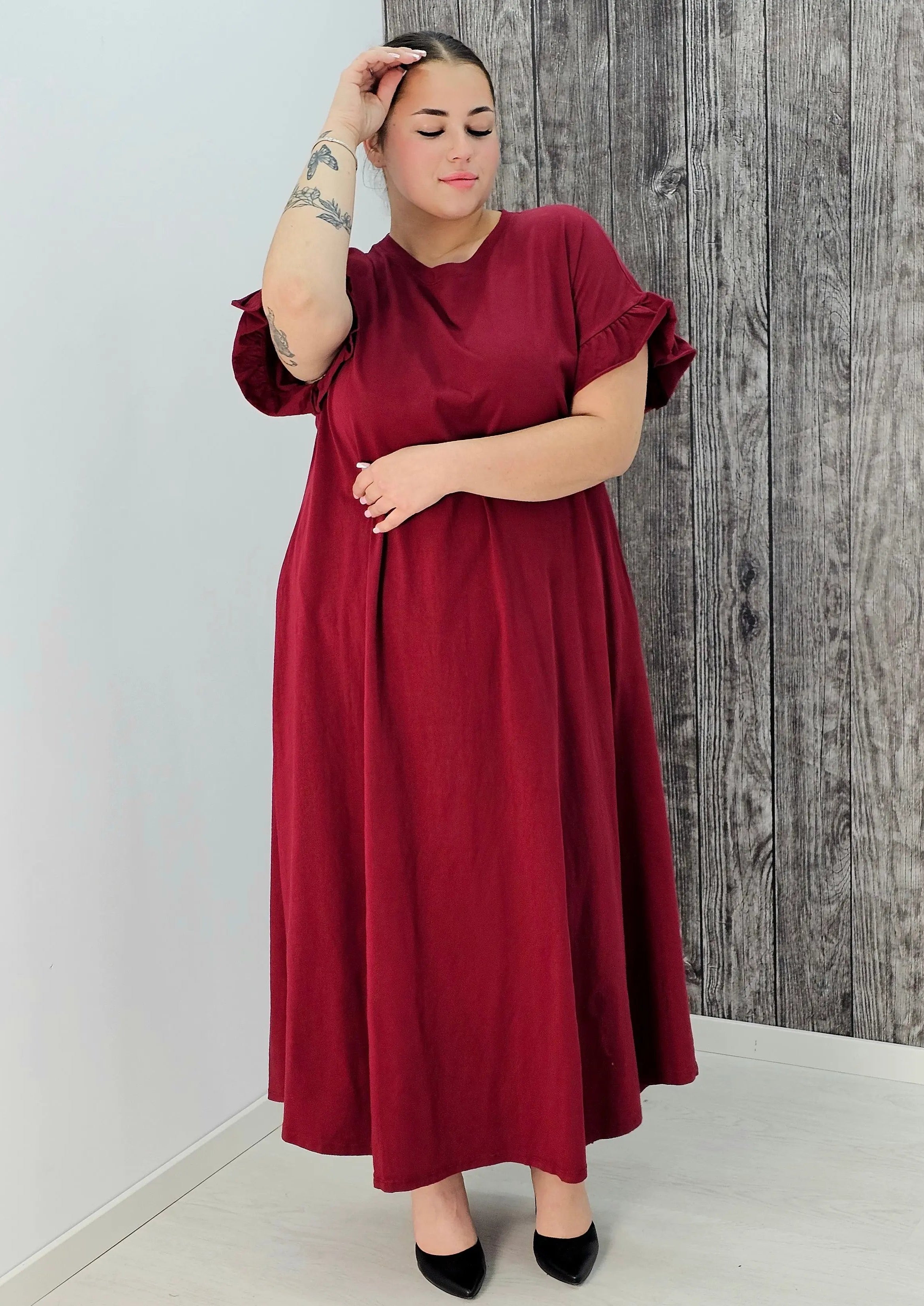 Bawełniana sukienka maxi z falbankami Stylowa XL