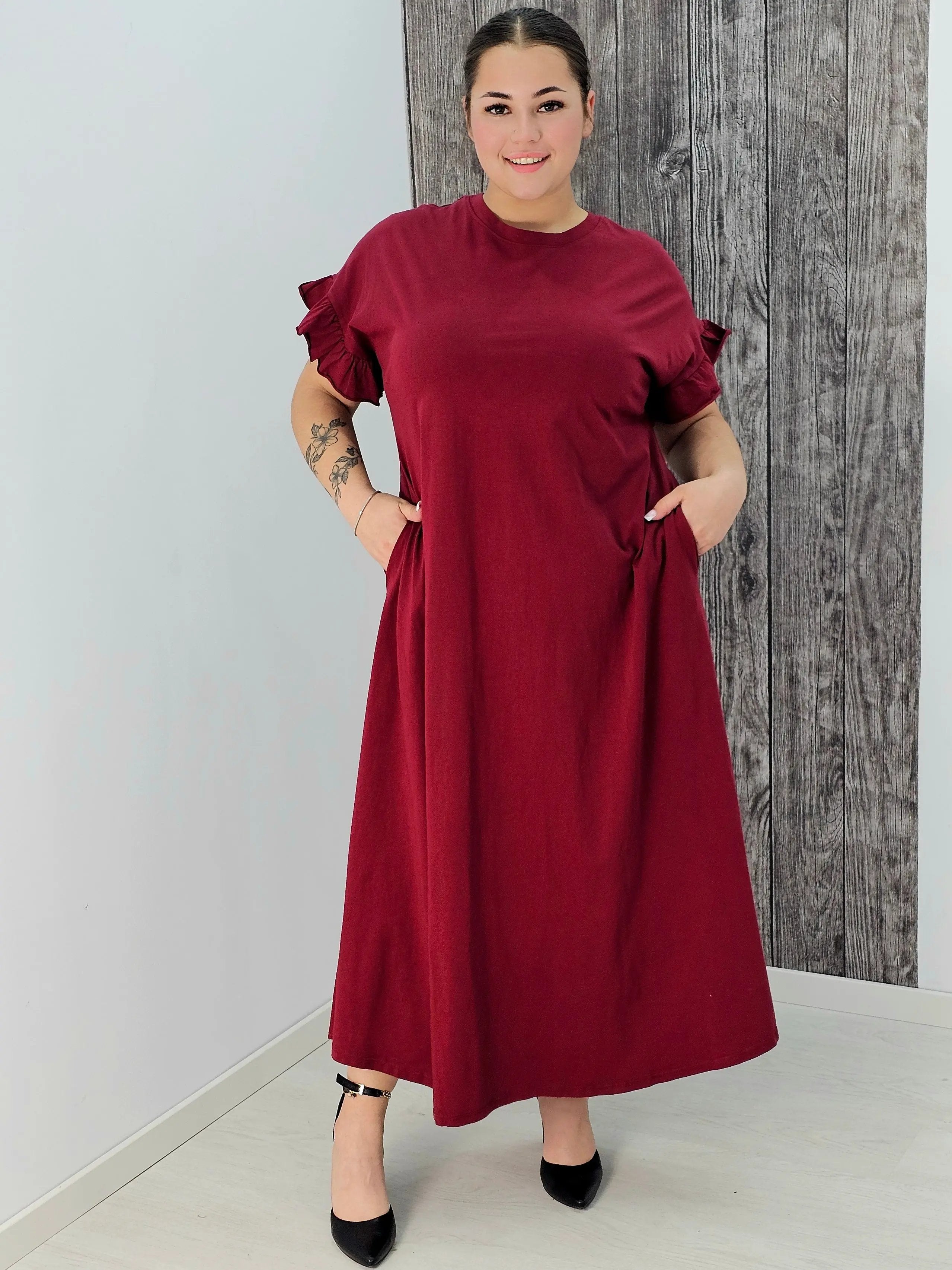 Bawełniana sukienka maxi z falbankami Stylowa XL