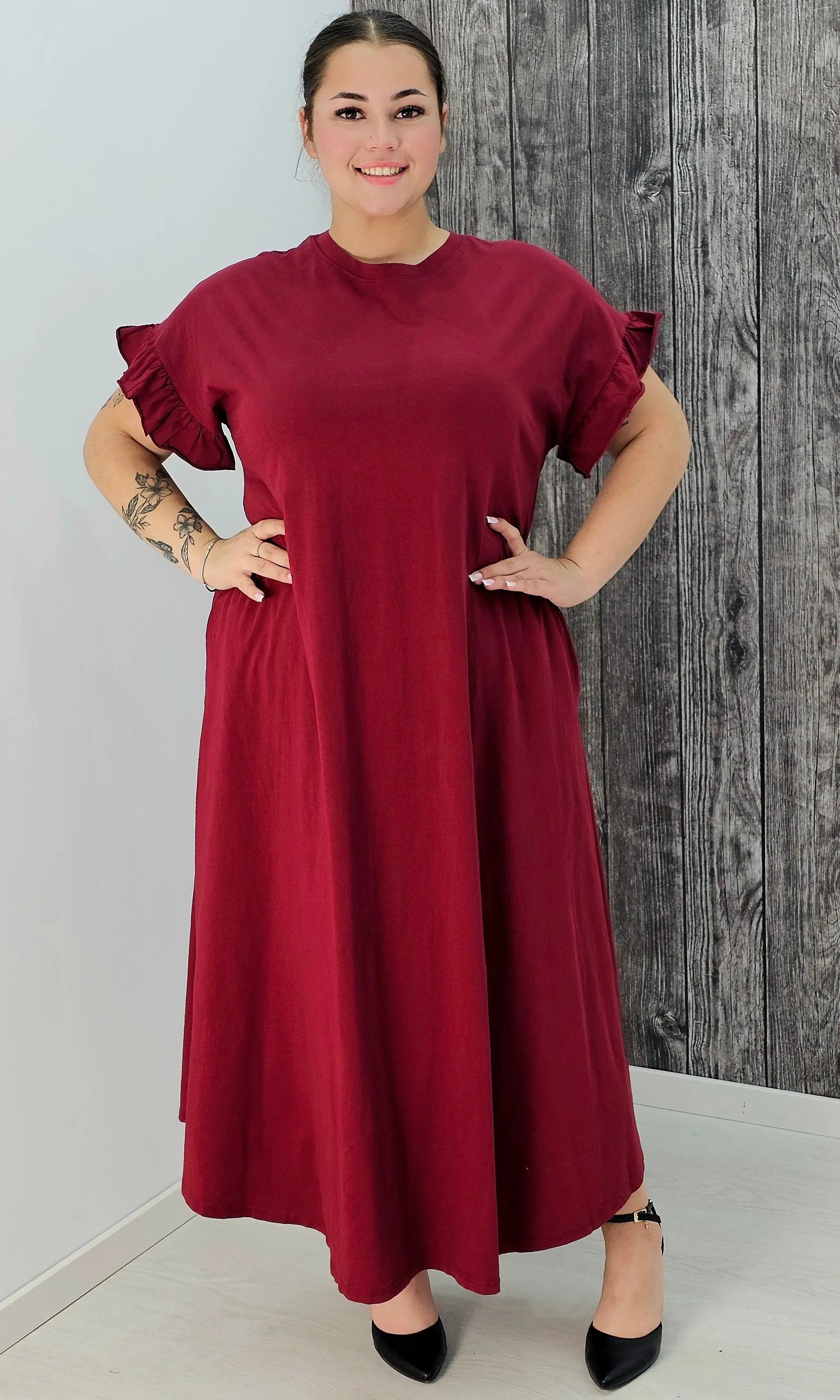 Bawełniana sukienka maxi z falbankami Stylowa XL