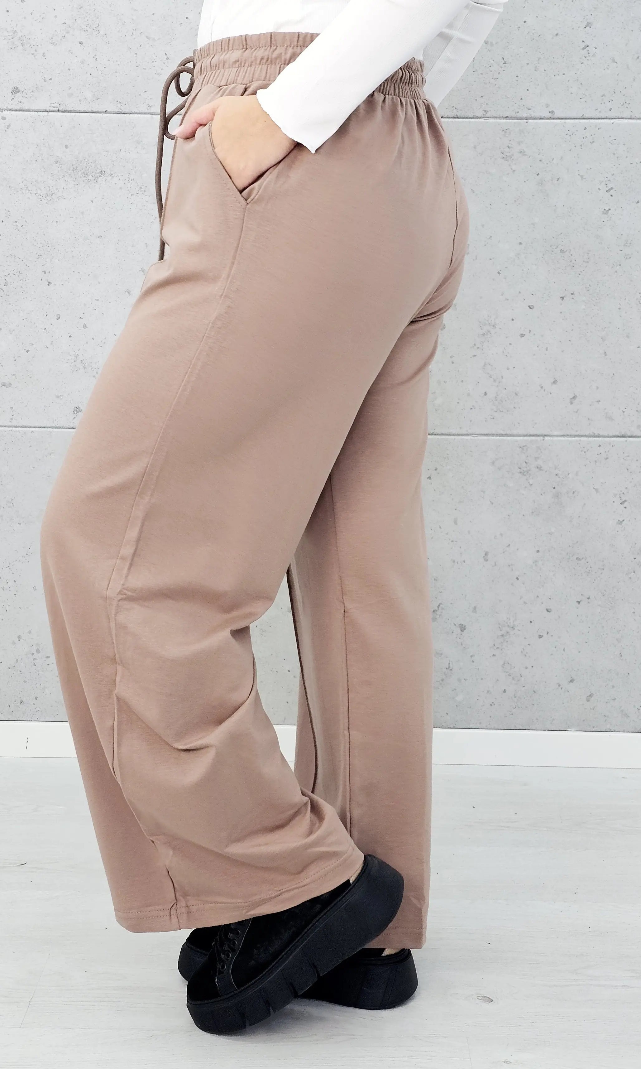 Bawełniane Spodnie Plus Size StylowaXL – Komfort i Styl dla Kobiet XXL Stylowa XL