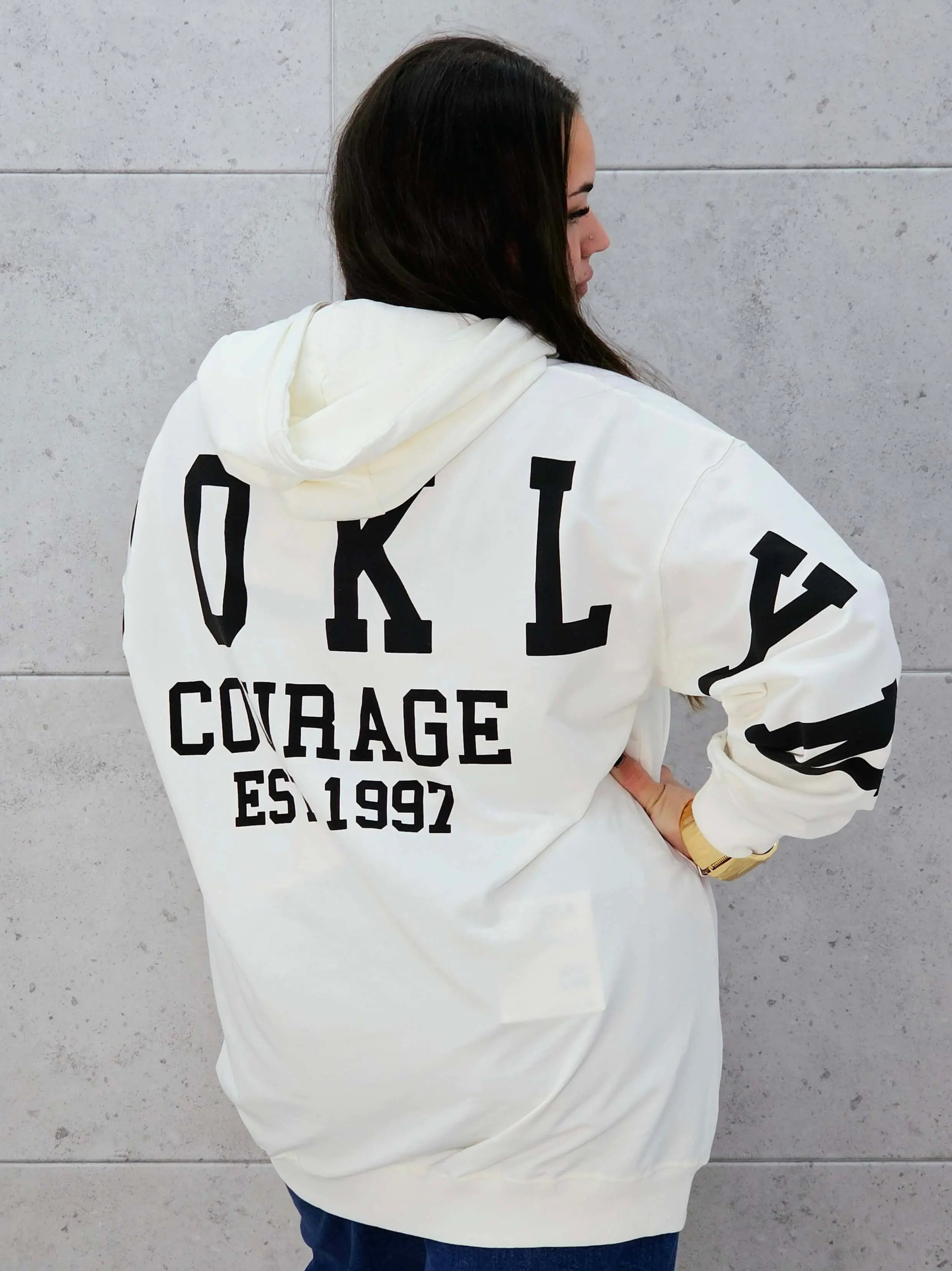 Bluza Oversize Plus Size StylowaXL – Miejski Styl i Komfort dla Kobiet XXL Stylowa XL