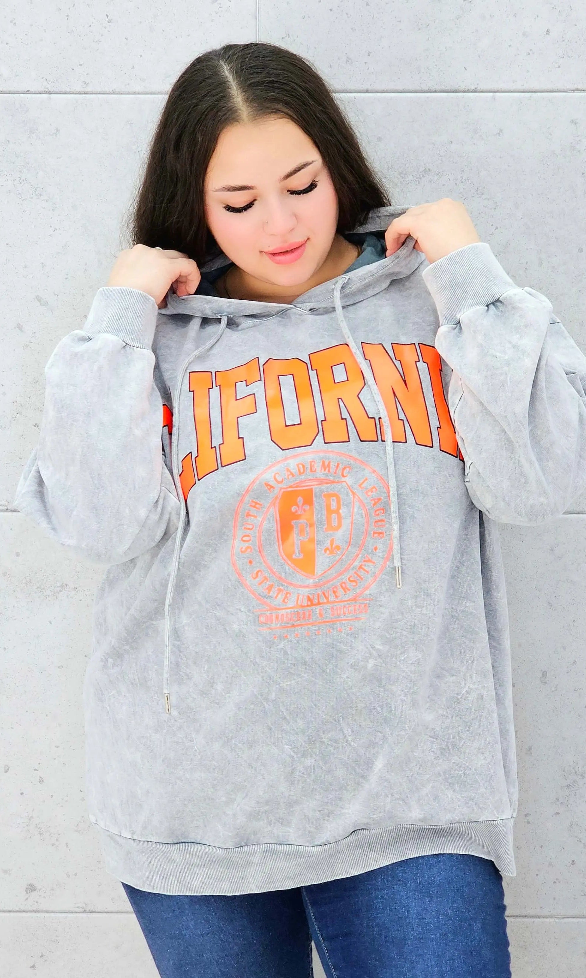 Bluza Oversize Plus Size StylowaXL – Miejski Styl i Komfort w Jednym Stylowa XL