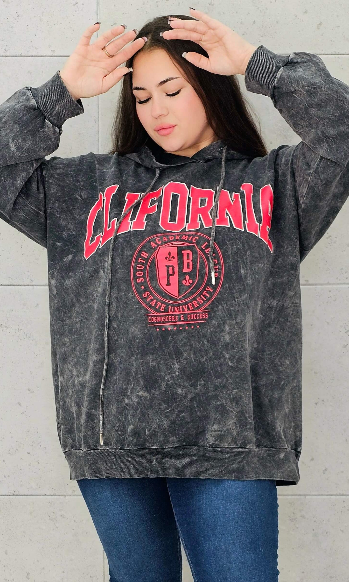 Bluza Oversize Plus Size StylowaXL – Miejski Styl i Komfort w Jednym Stylowa XL