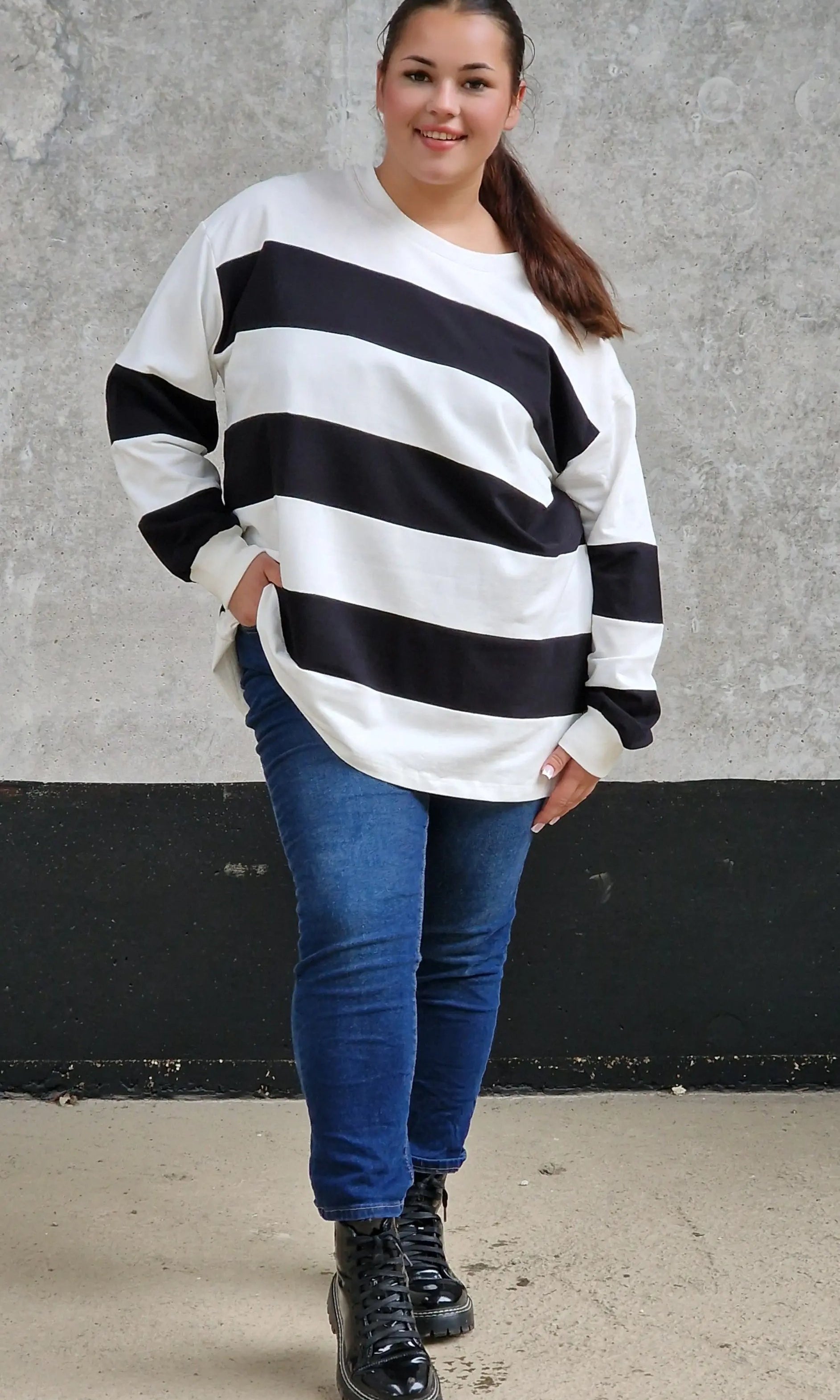 Bluza oversize w szerokie pasy Stylowa XL