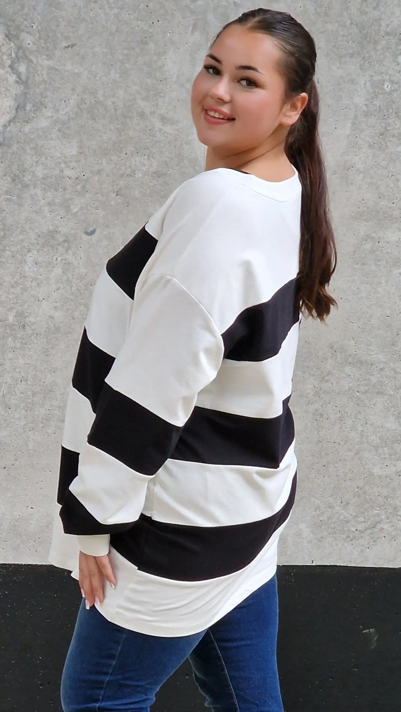 Bluza oversize w szerokie pasy Stylowa XL