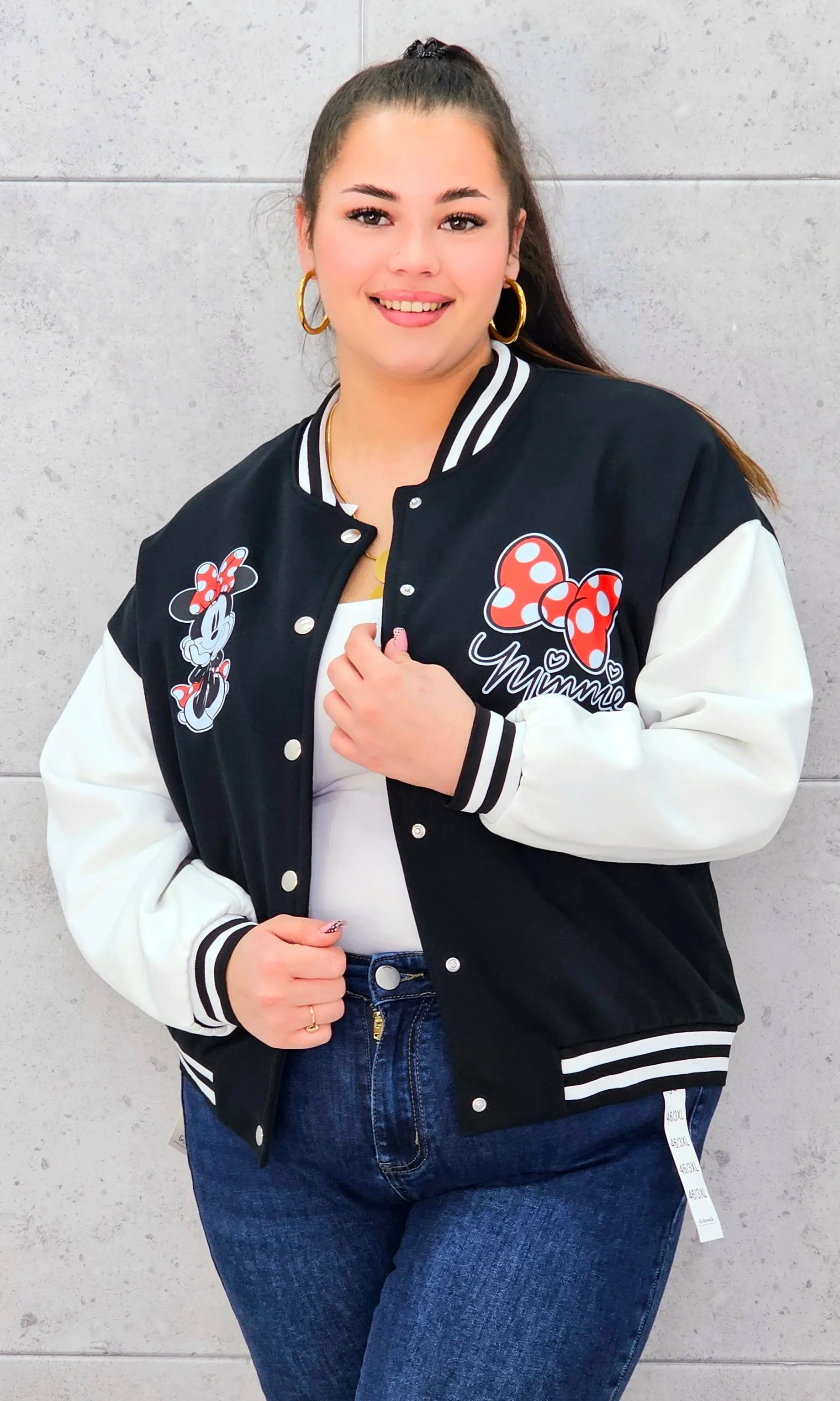 Bluza plus size Minnie czarna – sportowy styl w modzie XXL Stylowa XL