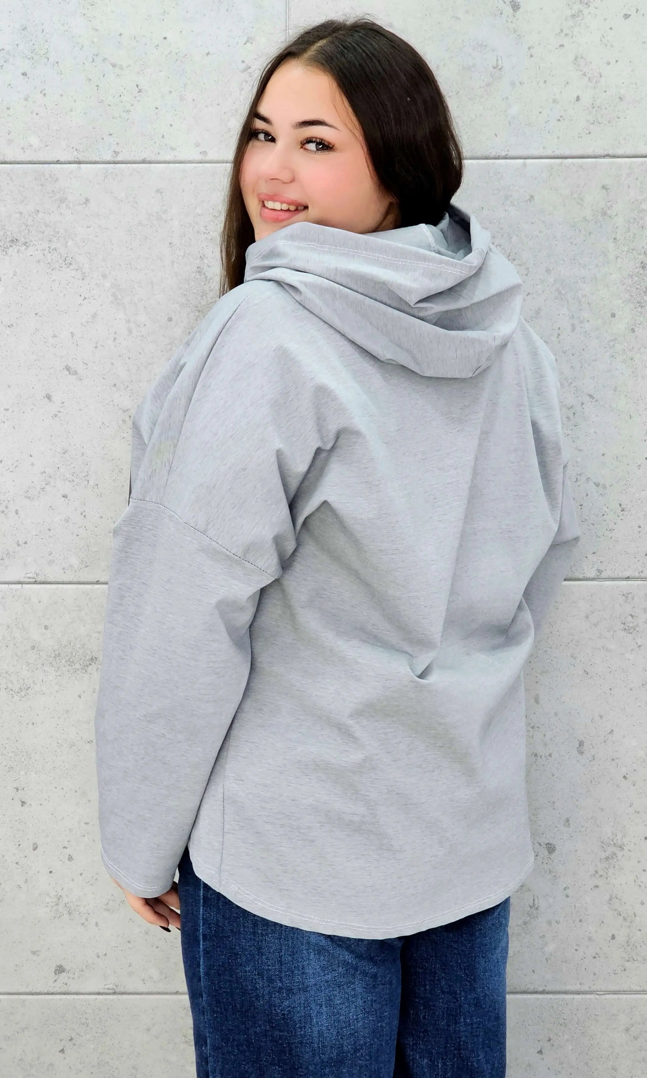 Bluza plus size StylowaXL LOVE – komfort i styl z błyskiem - Stylowa XL