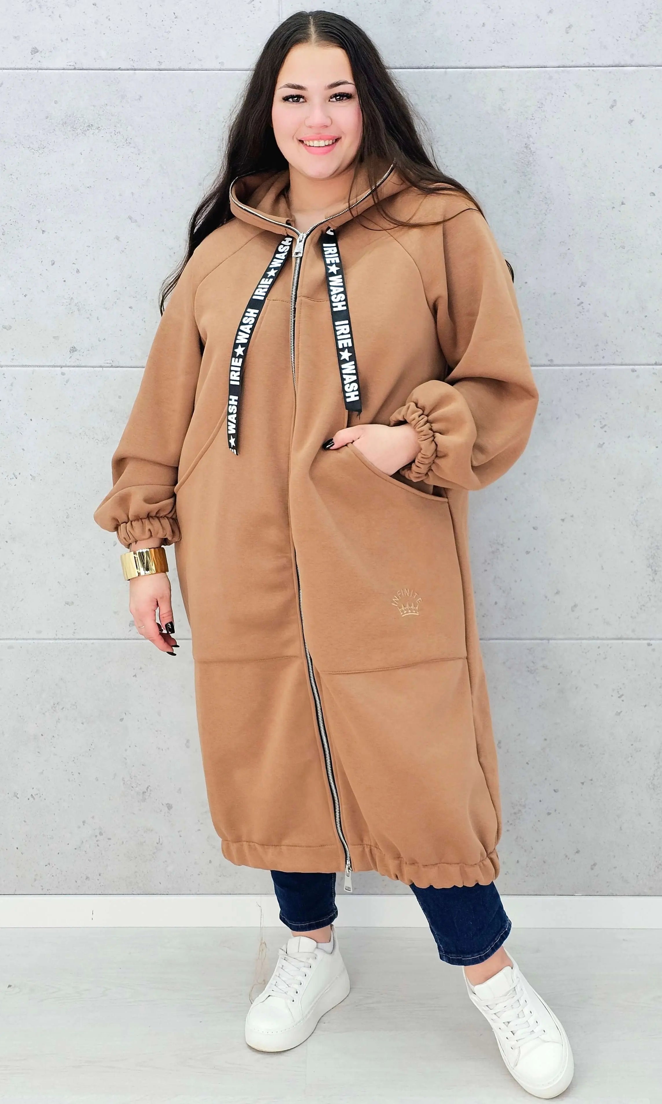 Bluza plus size – modna, oversize’owa bluza z kapturem XXL na chłodniejsze dni Stylowa XL