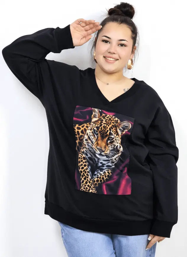 Bluza plus size dresowa z dekoltem V i nadrukiem pantery Stylowa XL