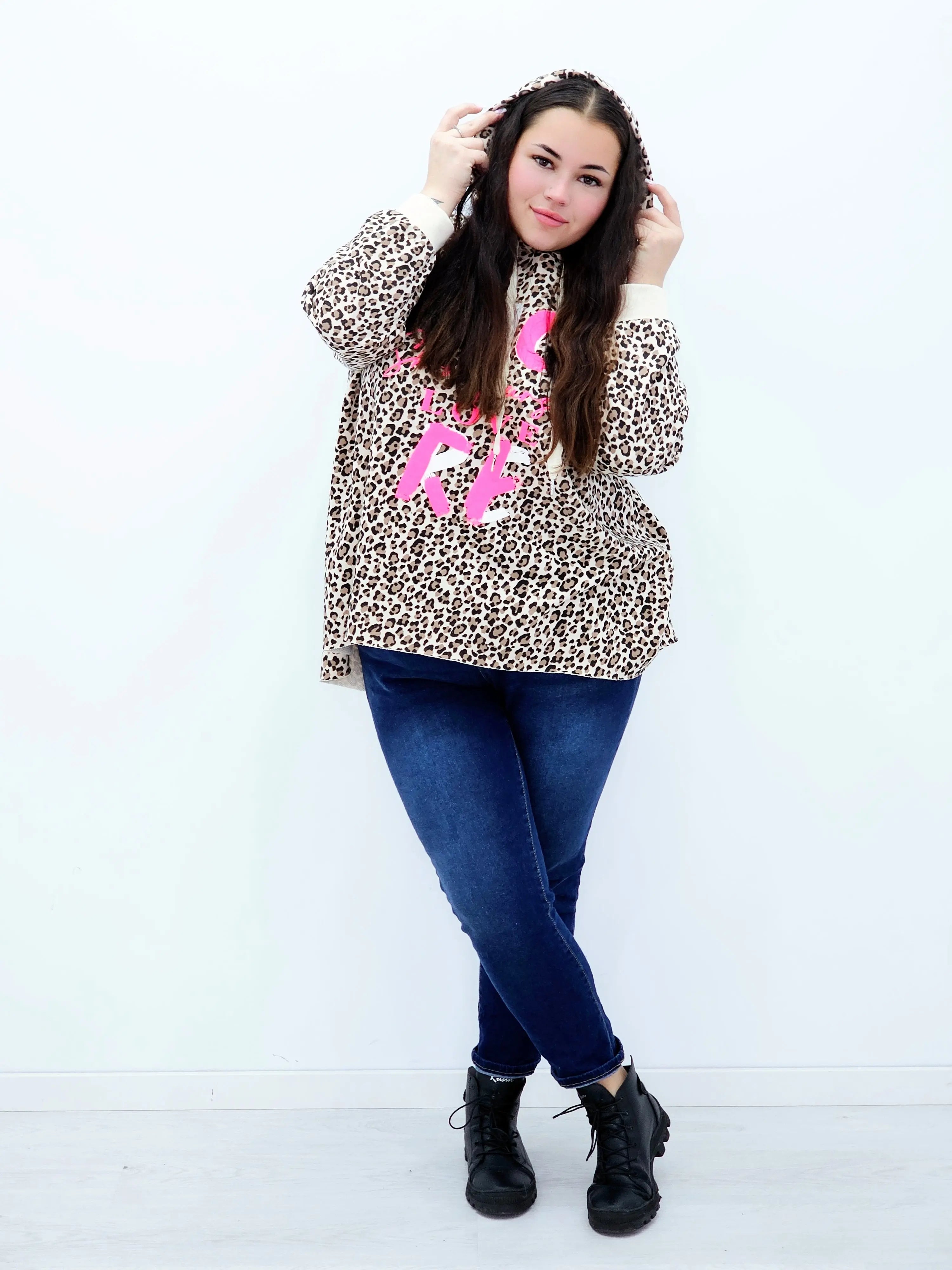 Bluza plus size oversize z nadrukiem – wygodna i stylowa na co dzień Stylowa XL