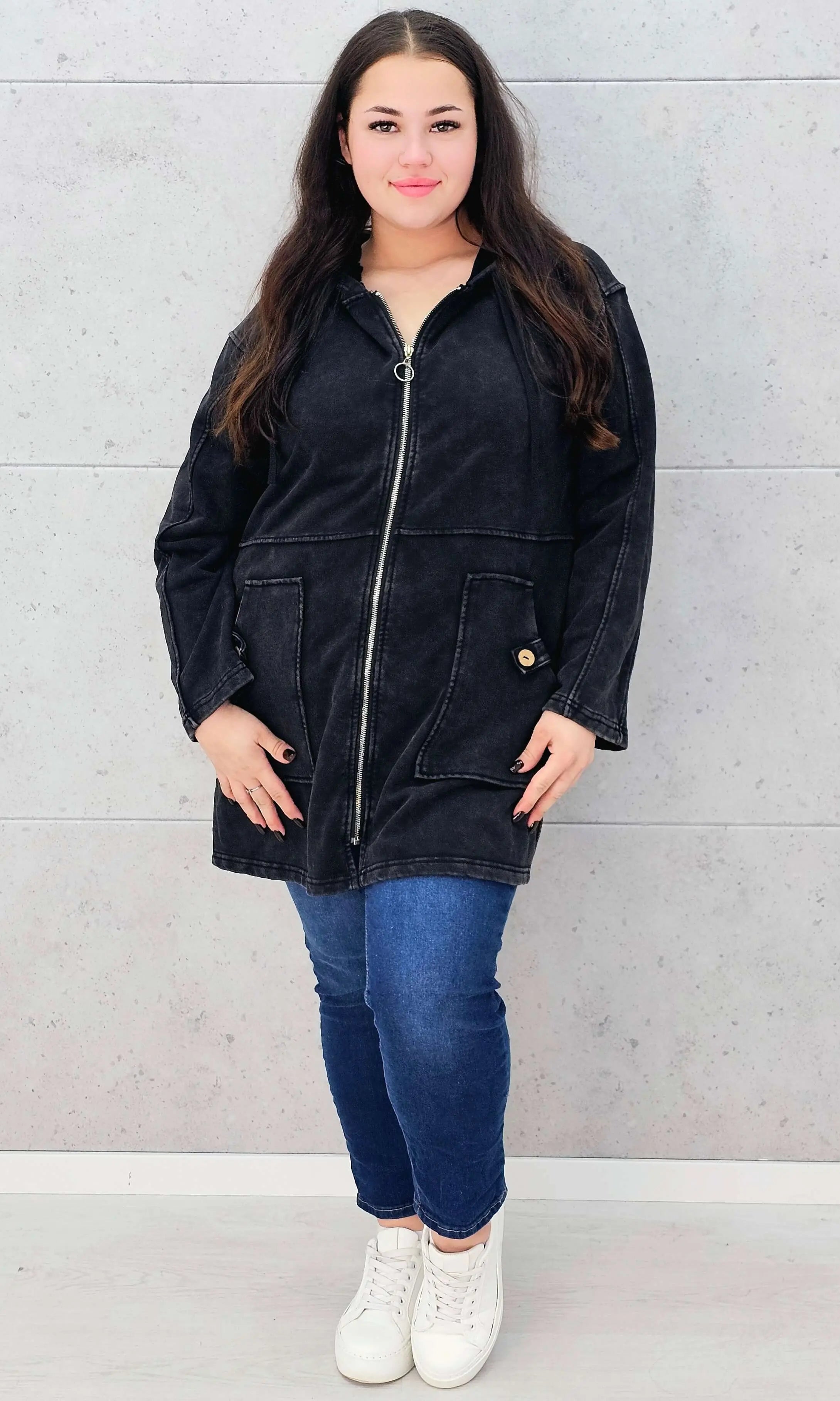 Bluza plus size z kapturem – wygoda i styl w jednym Stylowa XL