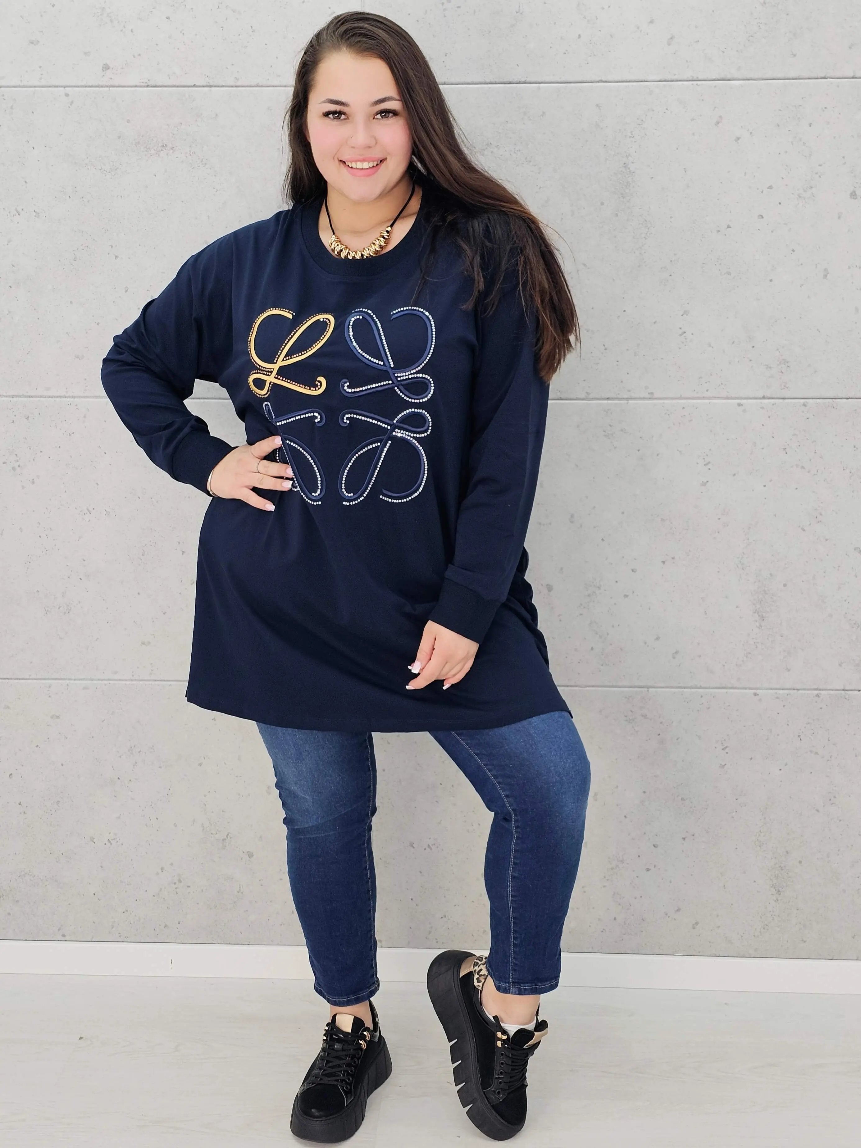 Bluza plus size z kryształkowym zdobieniem Stylowa XL