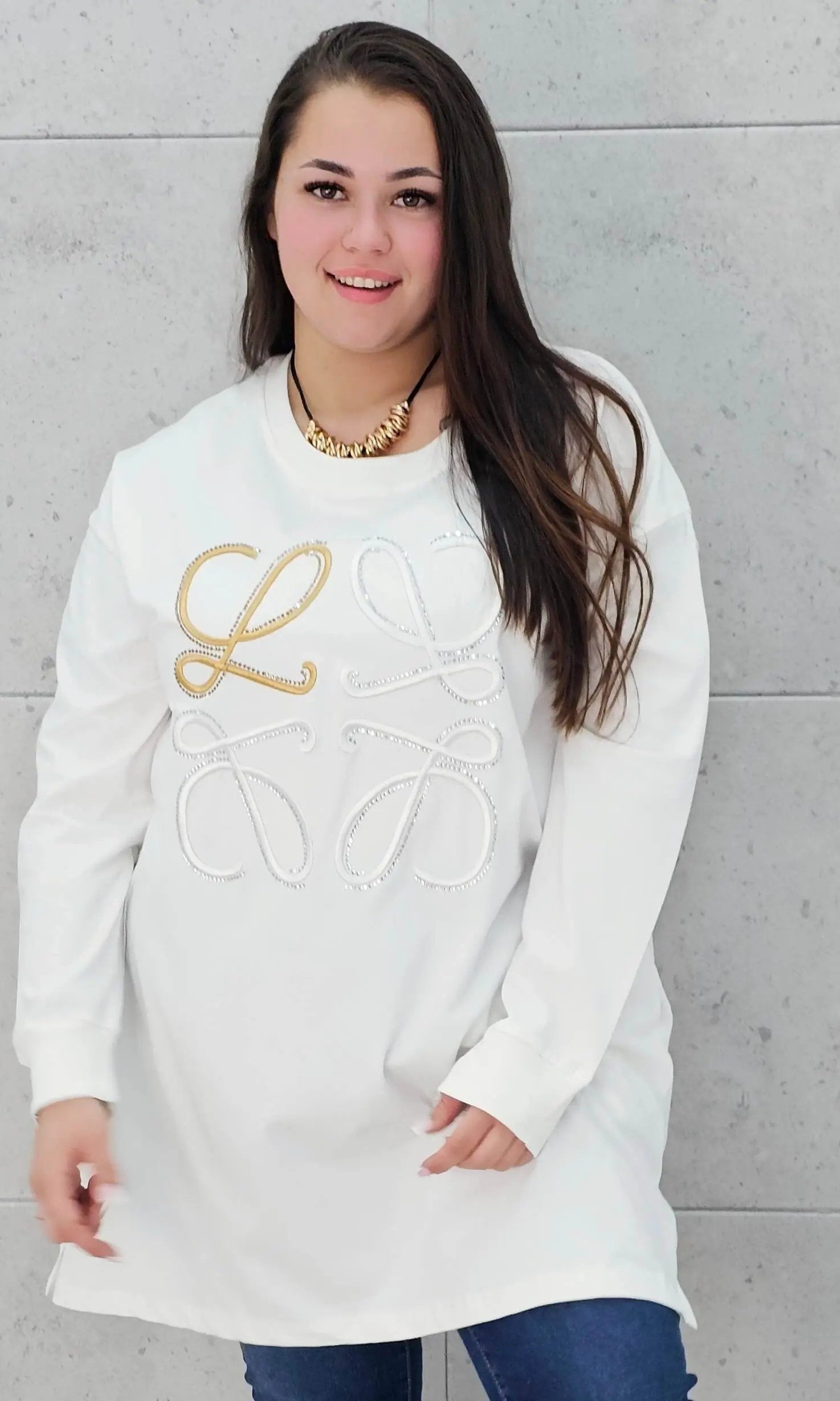 Bluza plus size z kryształkowym zdobieniem Stylowa XL