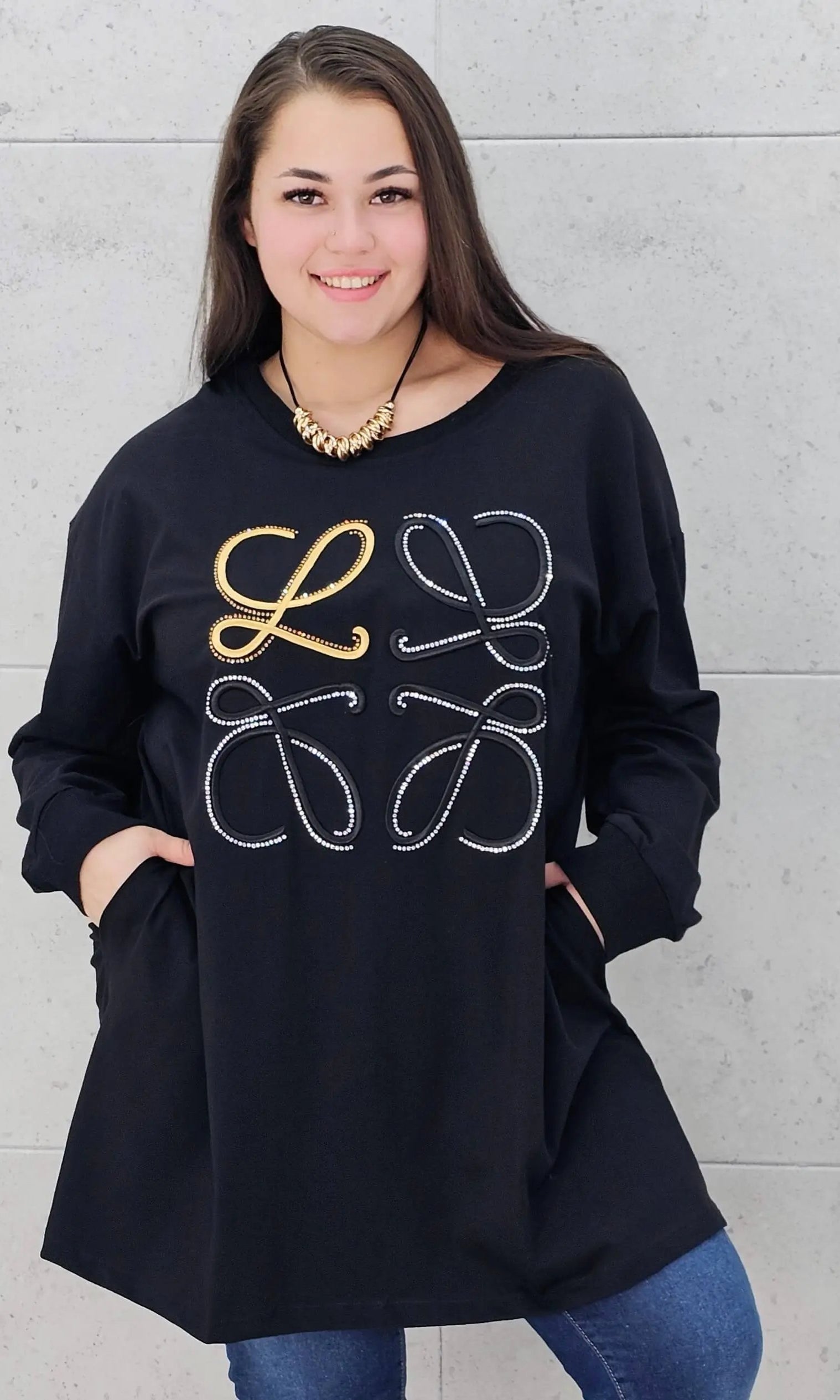 Bluza plus size z kryształkowym zdobieniem Stylowa XL