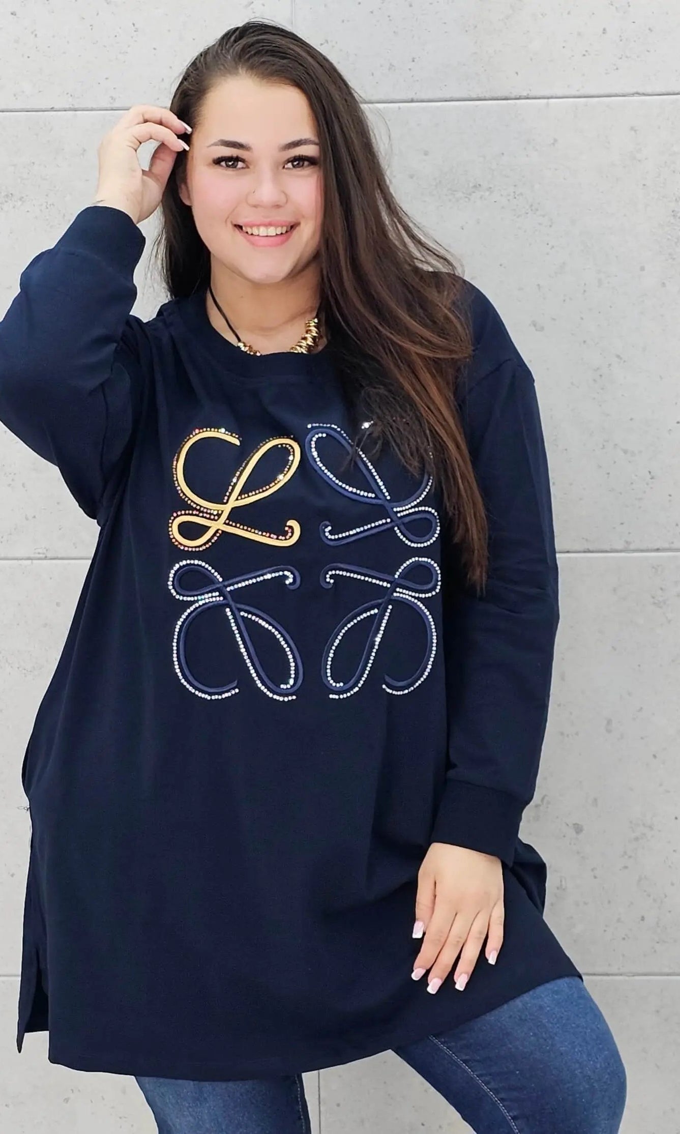 Bluza plus size z kryształkowym zdobieniem Stylowa XL