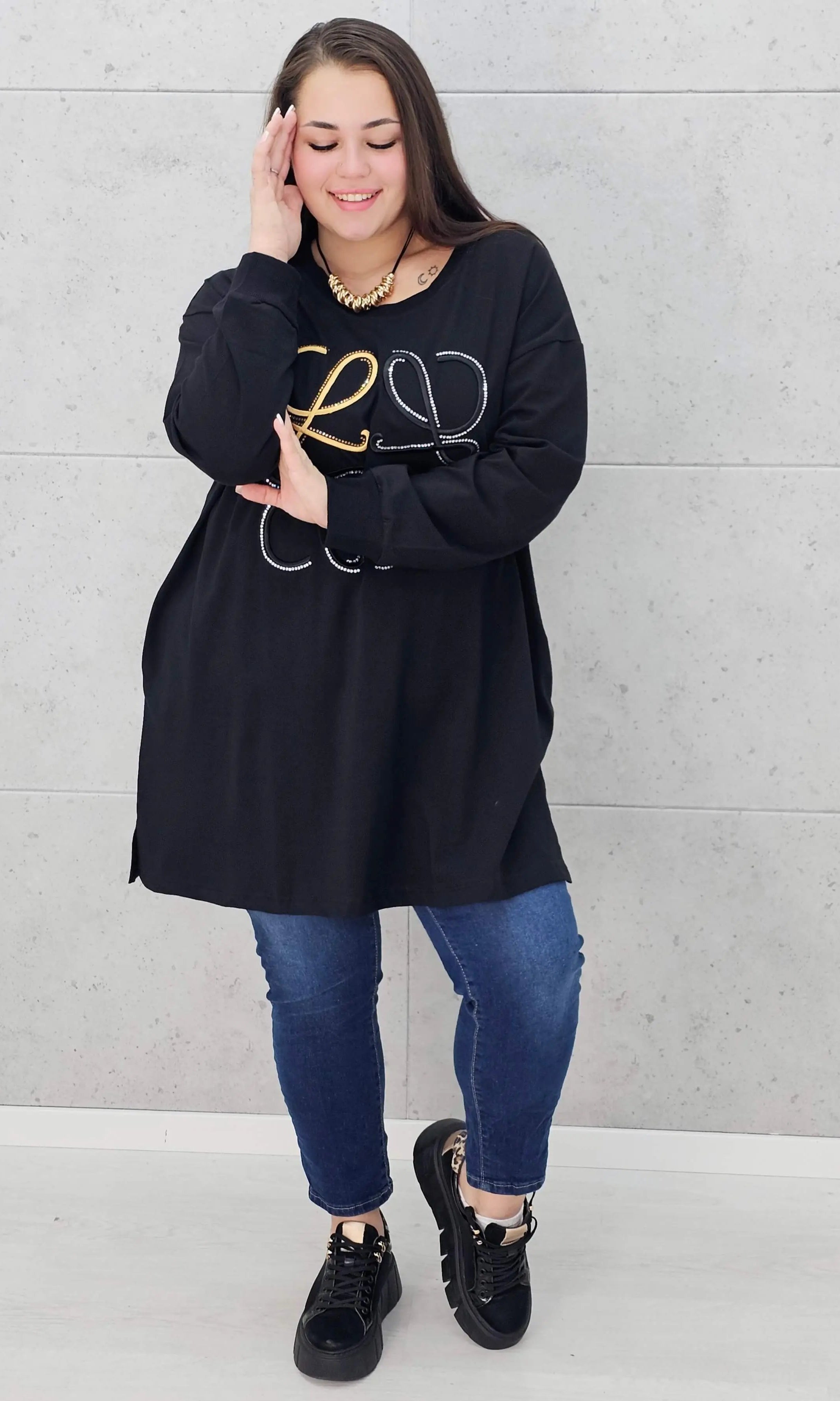 Bluza plus size z kryształkowym zdobieniem Stylowa XL