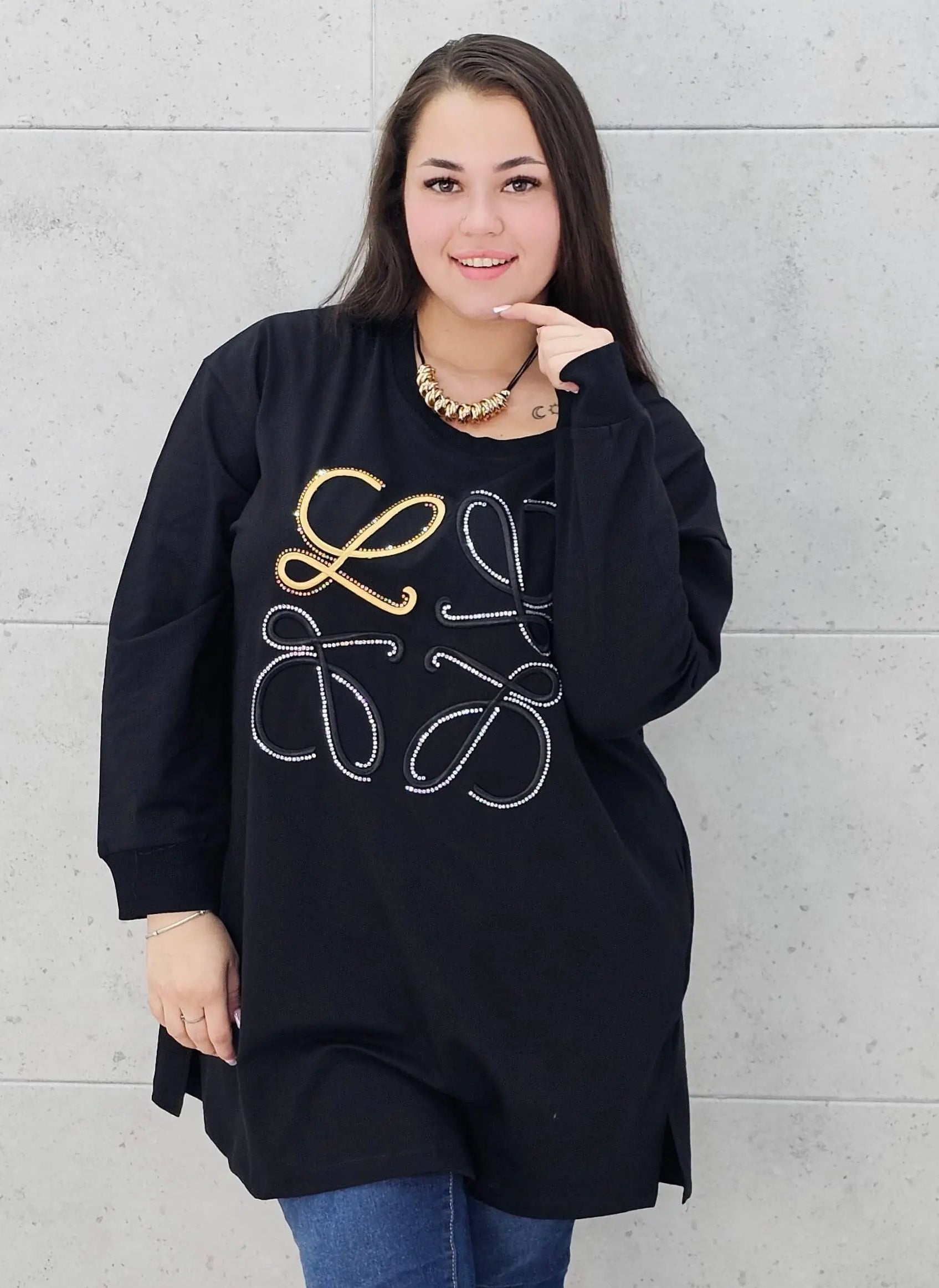 Bluza plus size z kryształkowym zdobieniem Stylowa XL