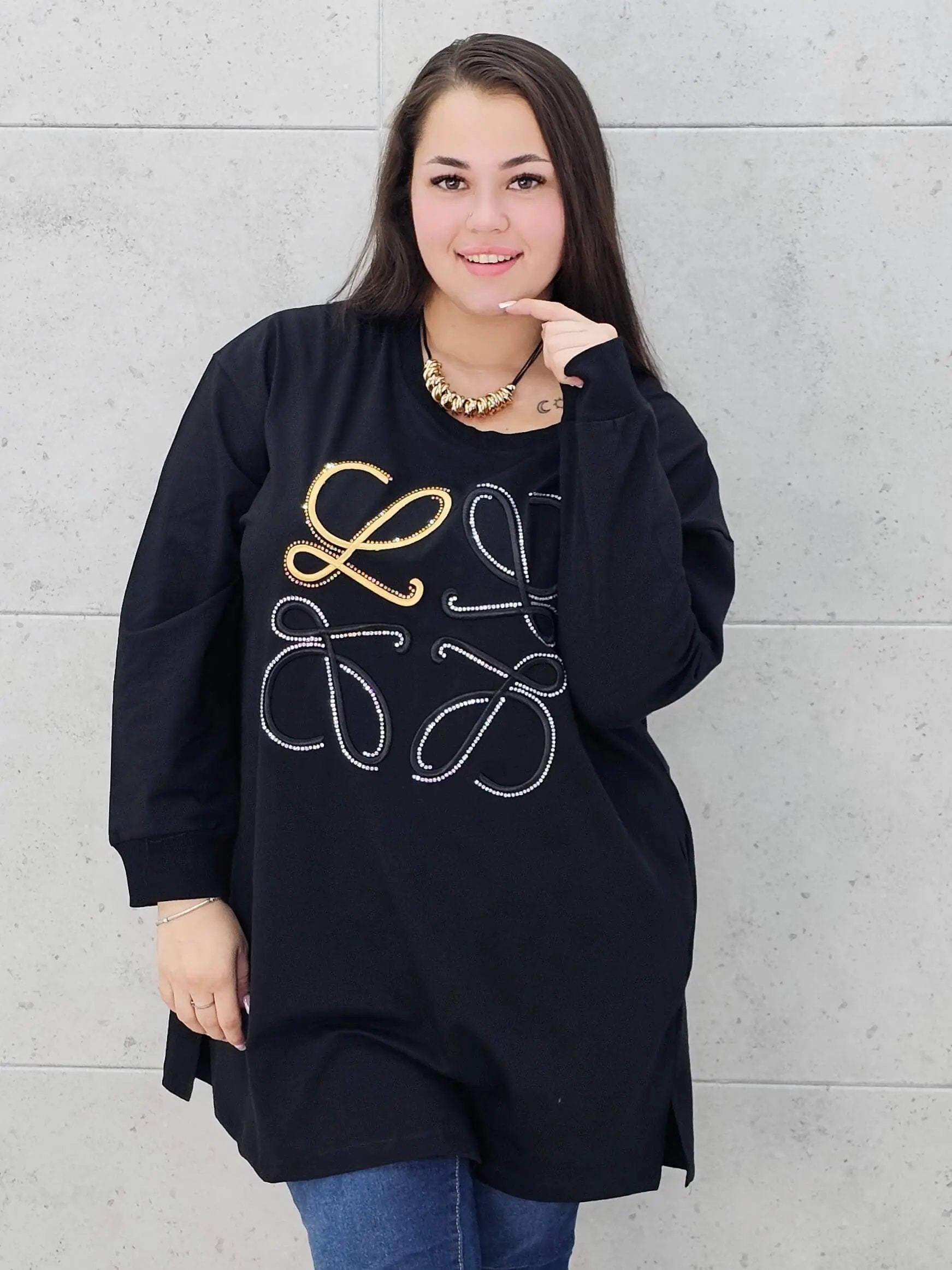 Bluza plus size z kryształkowym zdobieniem Stylowa XL