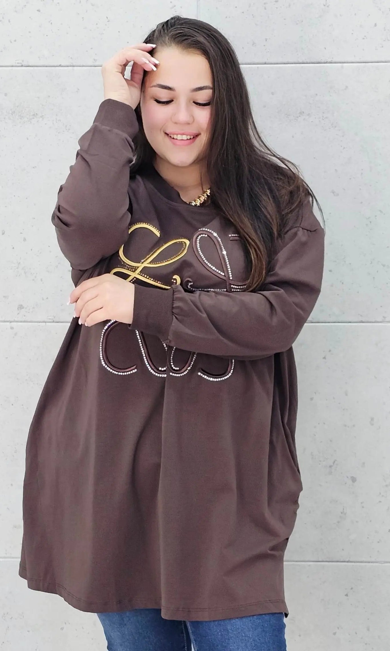 Bluza plus size z kryształkowym zdobieniem Stylowa XL