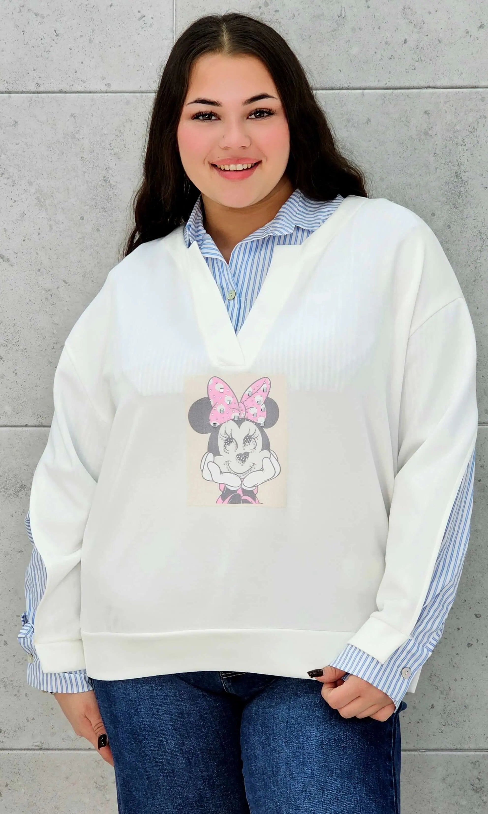 Bluza plus size z motywem Minnie – modna, wygodna i pełna uroku | Stylowa Stylowa XL