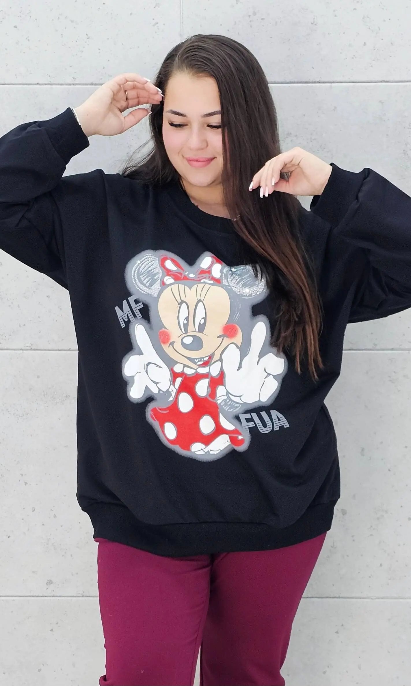 Bluza plus size z nadrukiem Minnie – modna i wygodna bluza XXL Stylowa XL