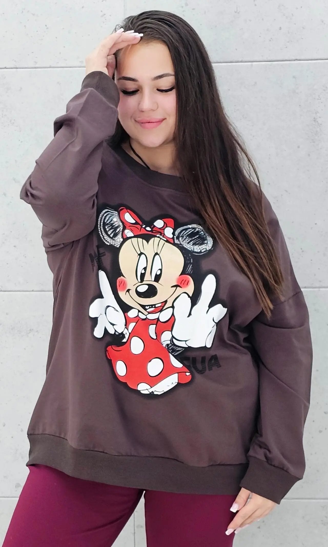 Bluza plus size z nadrukiem Minnie – modna i wygodna bluza XXL Stylowa XL