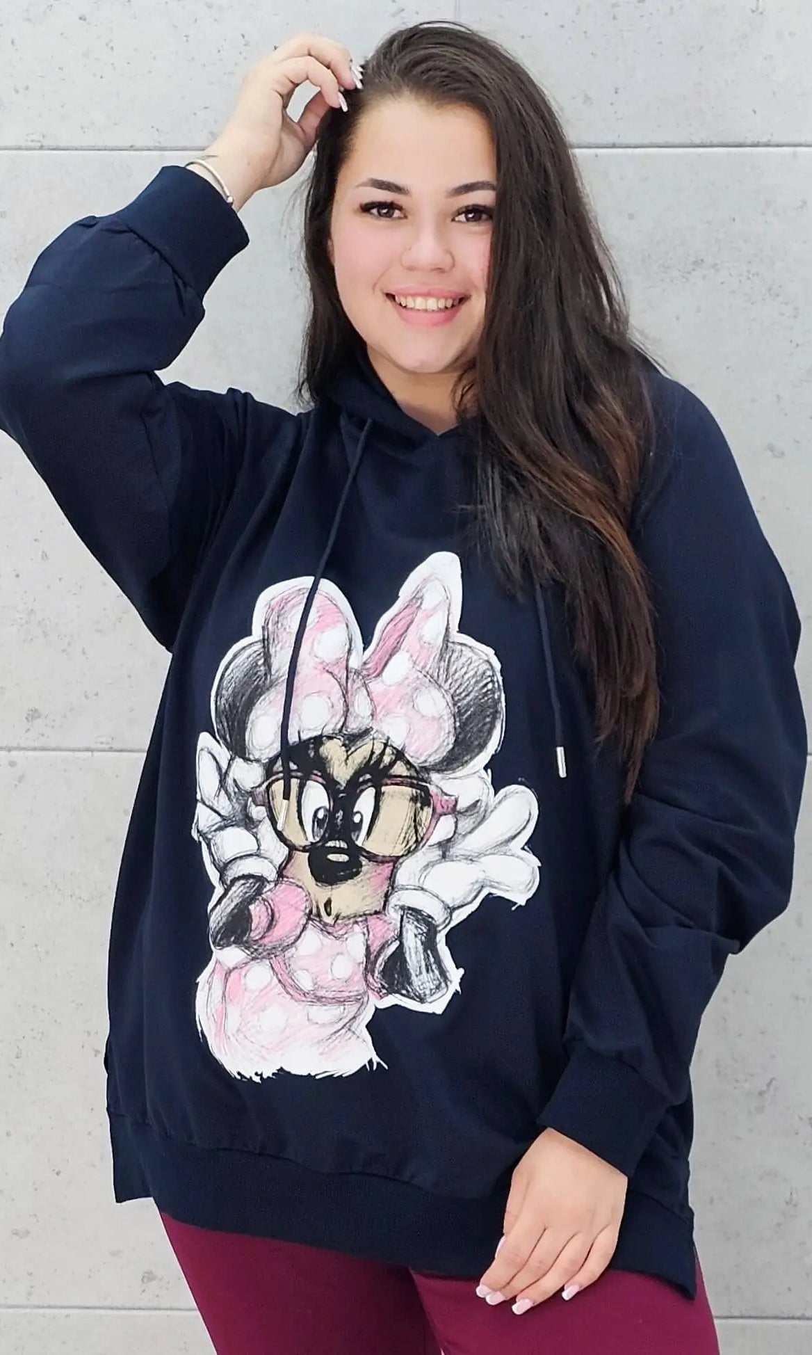 Bluza plus size z nadrukiem Minnie – modny oversize Stylowa XL